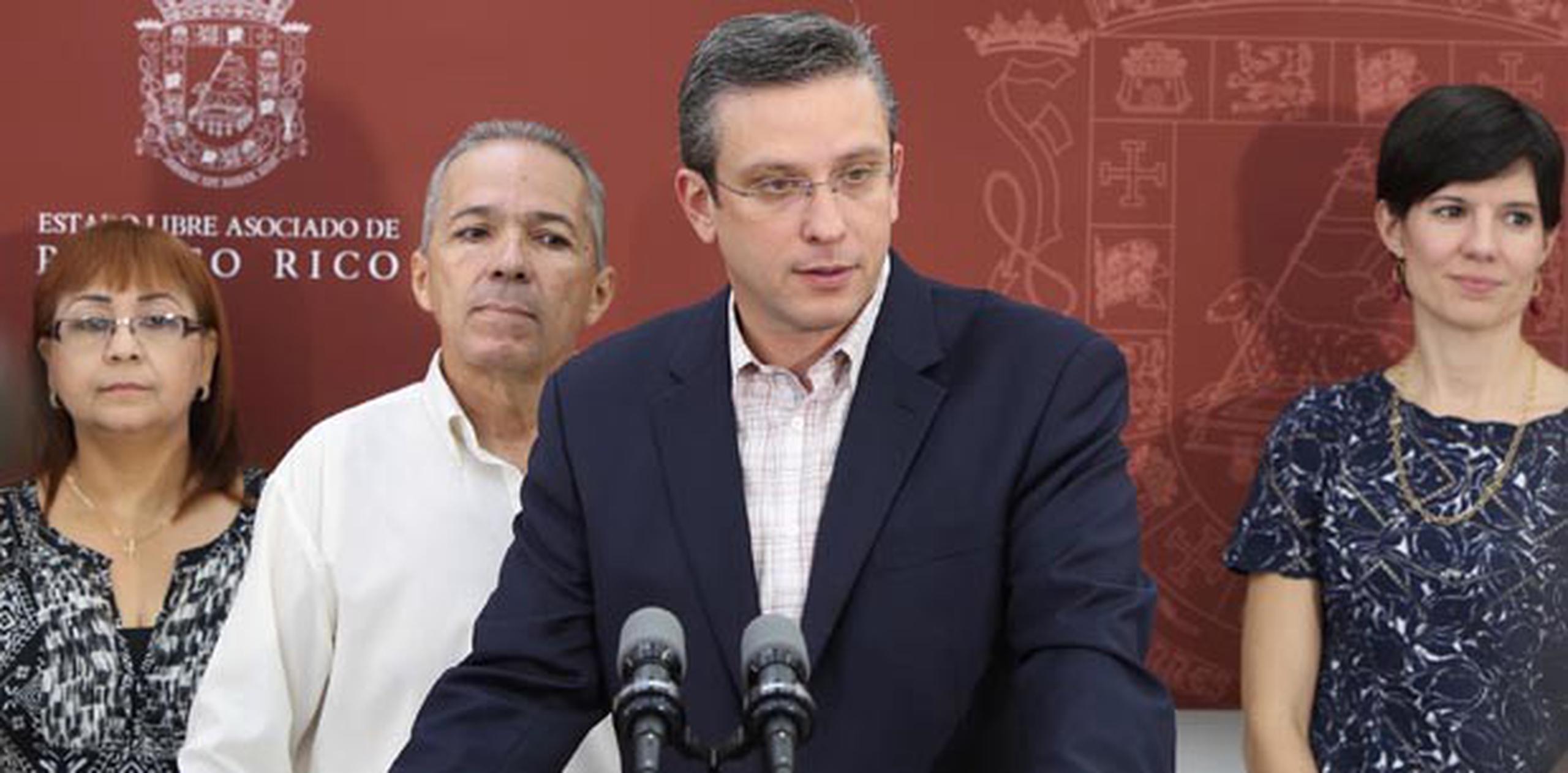 Alejandro García Padilla se comprometió a continuar el diálogo con los representantes del magisterio en la búsqueda de propuestas para reformar el sistema. (juan.martinez@gfrmedia.com)