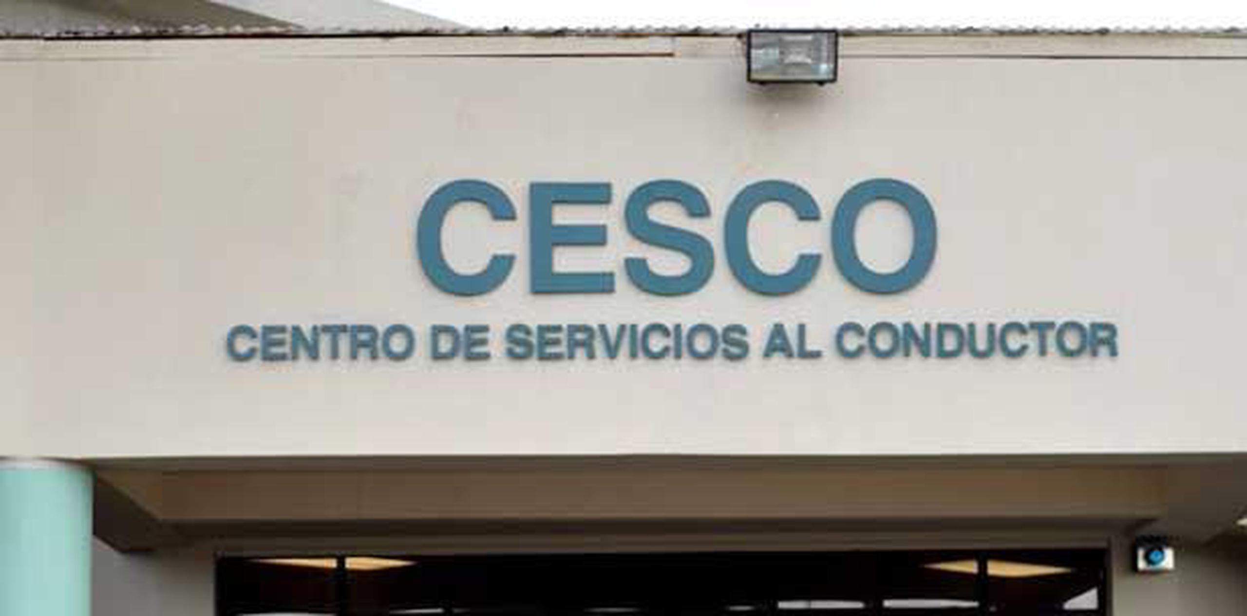 Mientras el Cesco esté cerrado, los ciudadanos que necesiten conocer el informe de sus multas u otros detalles pueden visitar la página cibernética. (Archivo)