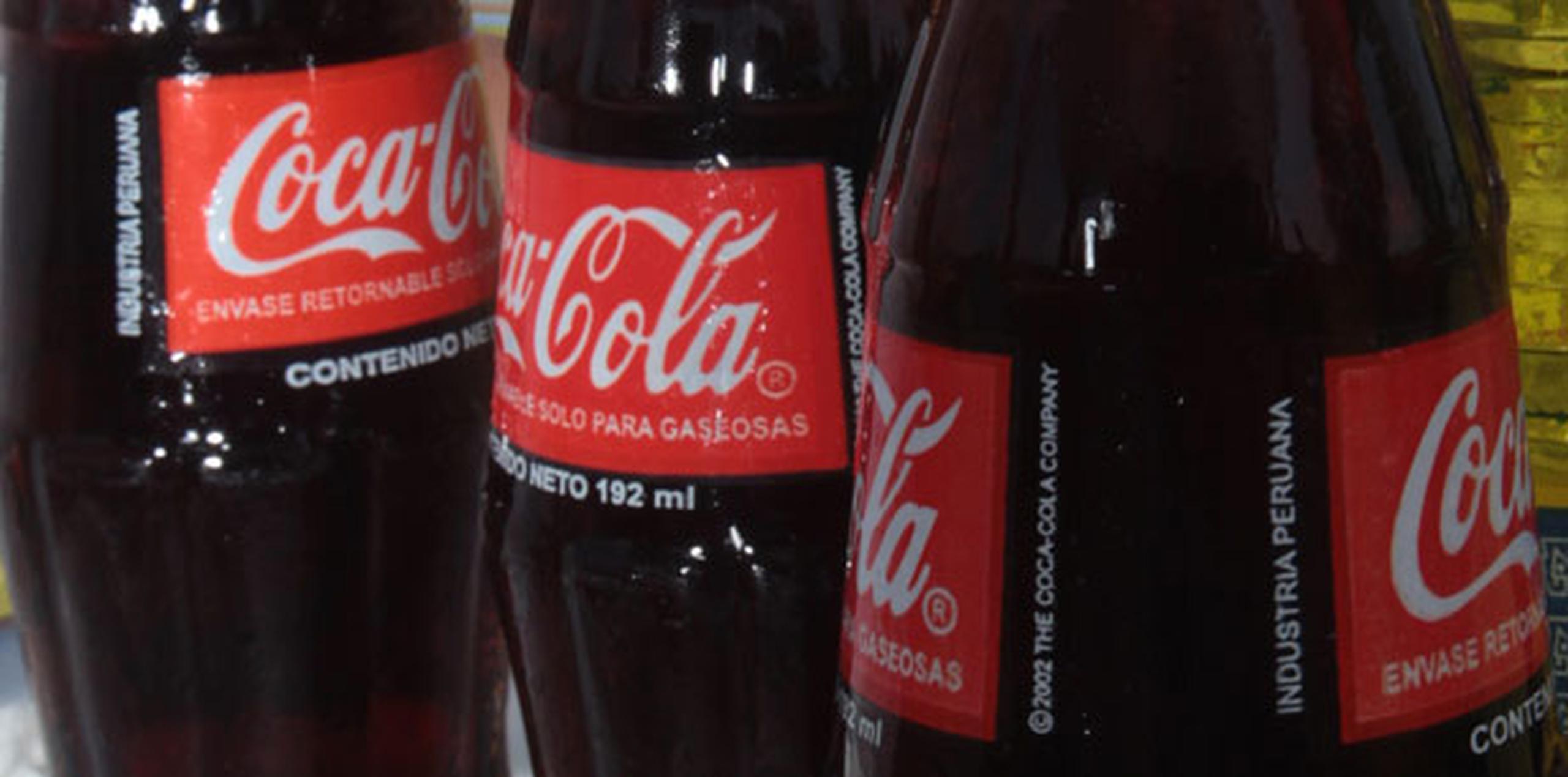 Hay fábricas de Coca-Cola en la capital venezolana, Valencia, Maracaibo y Barcelona, además de 33 centros de distribución. (Archivo)