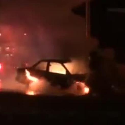 Auto se incendia en Guaynabo