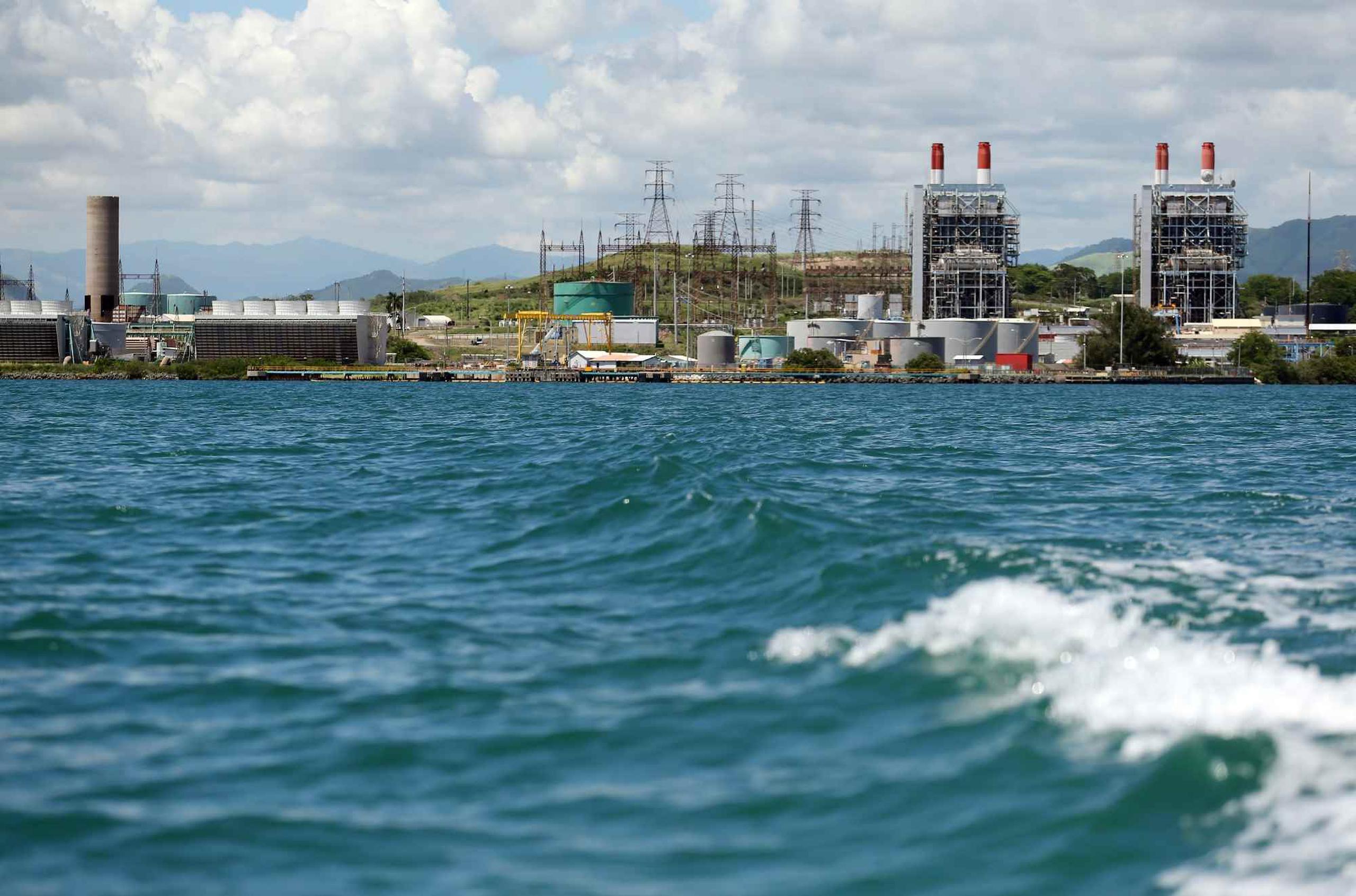 El director de la Autoridad de Energía Eléctica aseguró que el proyecto Aguirre Offshore GasPort es crítico para la agencia. (GFR Media)