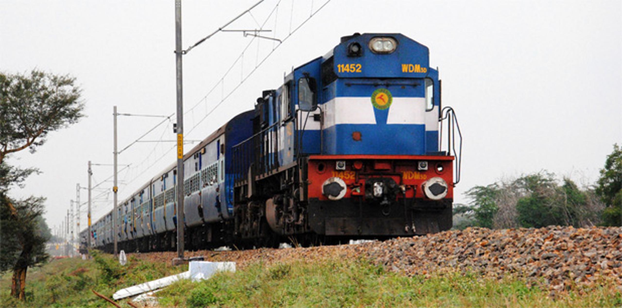 Las estaciones, instalaciones y vías del sistema de ferrocarriles suelen ser fácilmente accesibles y tienen escasa vigilancia en la India.