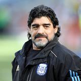 Los extraños mensajes en la página de Diego Maradona en Facebook