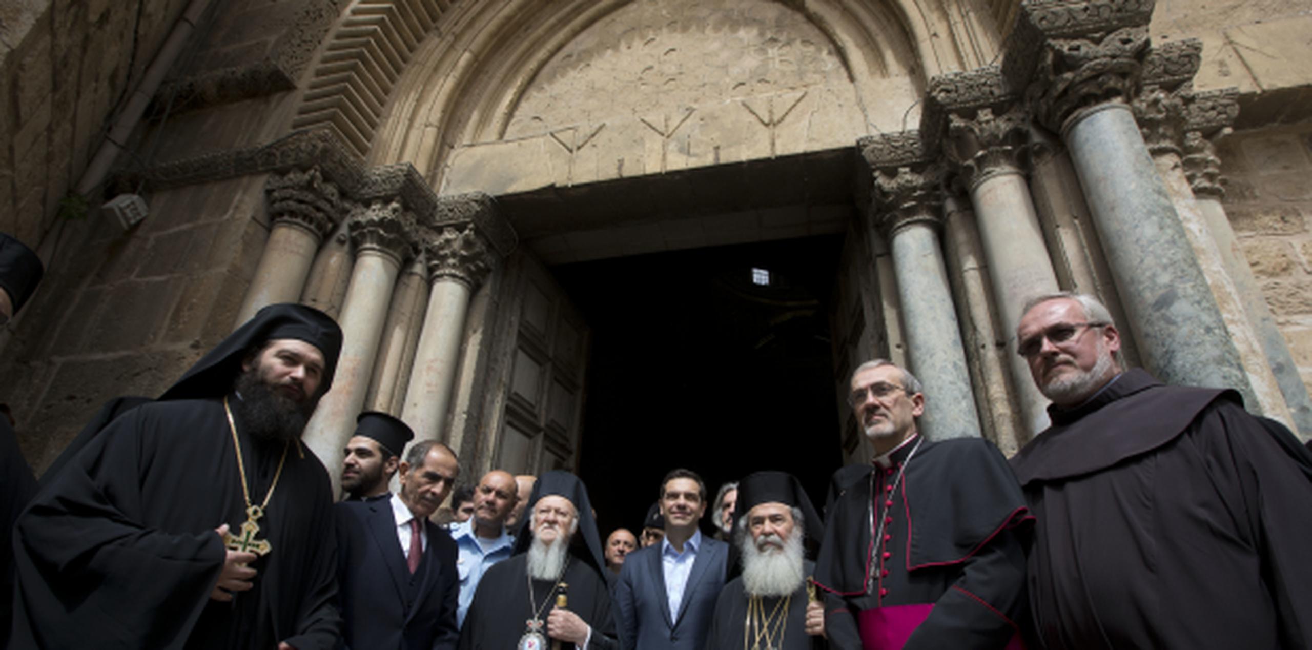 En la ceremonia participó el primer ministro griego, Alexis Tsipras y responsables de la iglesia greco-ortodoxa, la armenio apostólica y la católico romana. (EFE)