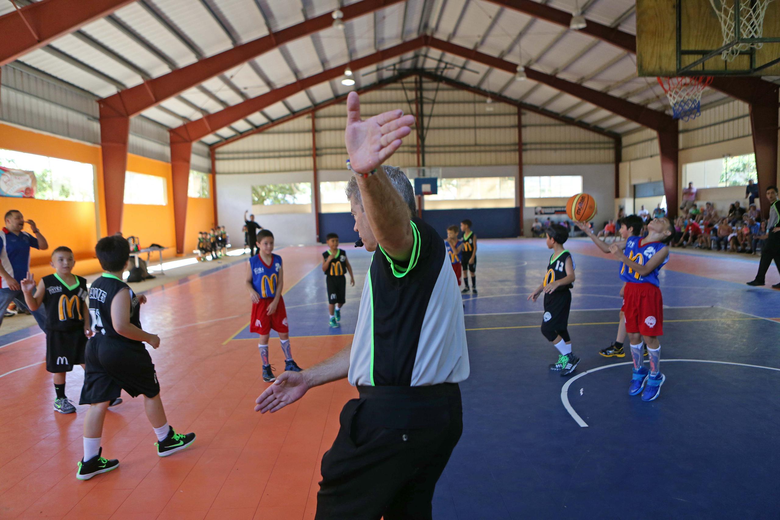 Puerto Rico Little Lads Basketball, Inc. es uno de los programas que cumplió con los requisitos que estableció el DRD.