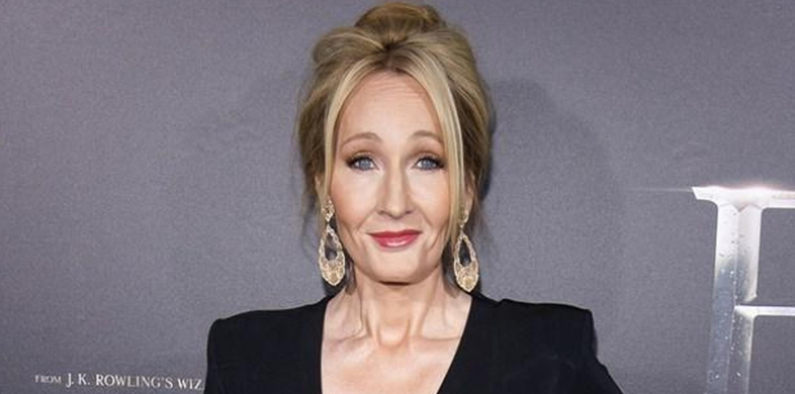 J.K. Rowling, autora de los libros sobre el niño mago. (Prensa Asociada)