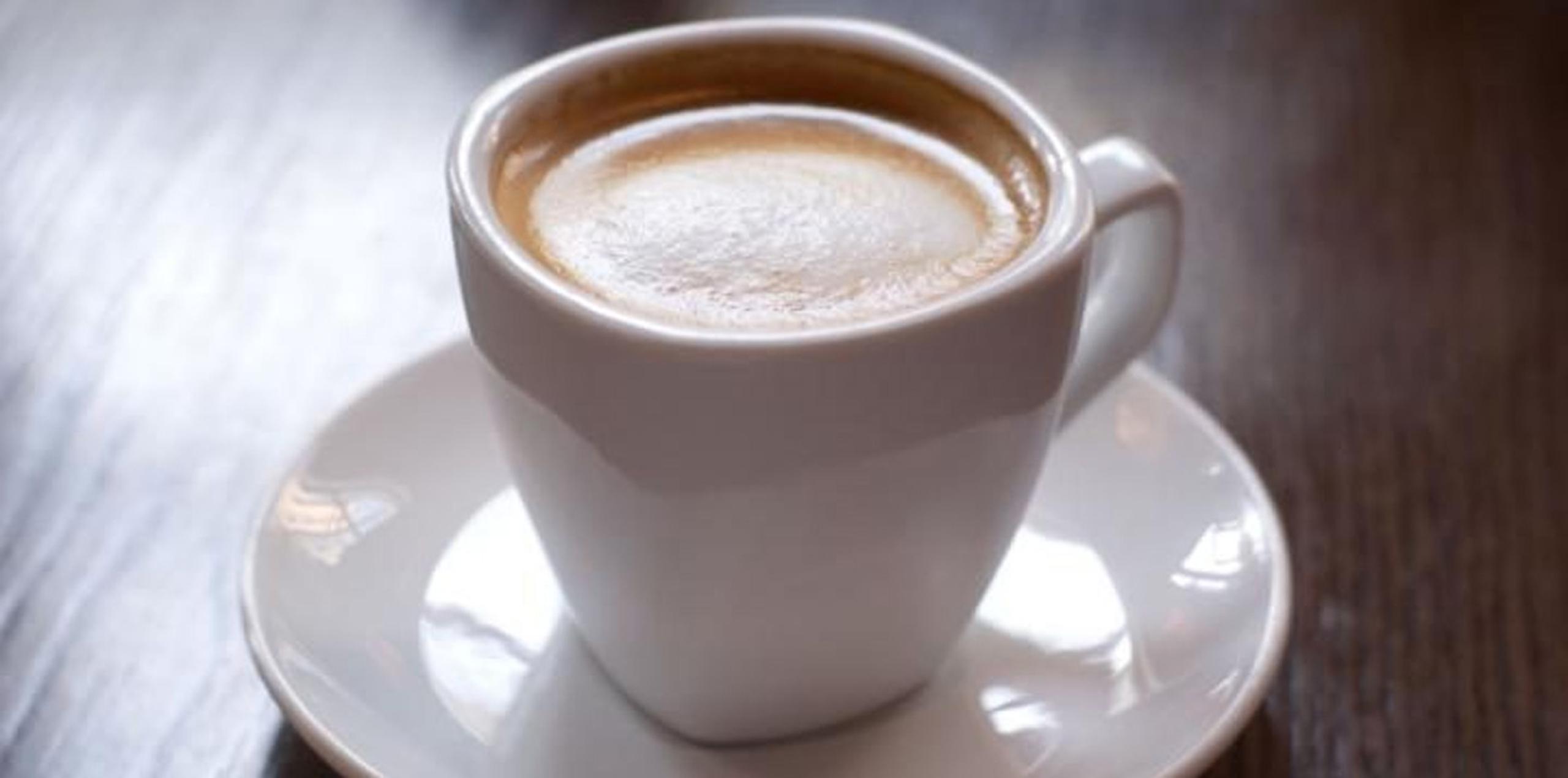 El estudio se centró en el genoma de italianos y neerlandeses, a los que tras las pruebas genéticas se les preguntó cuánto café consumían diariamente.