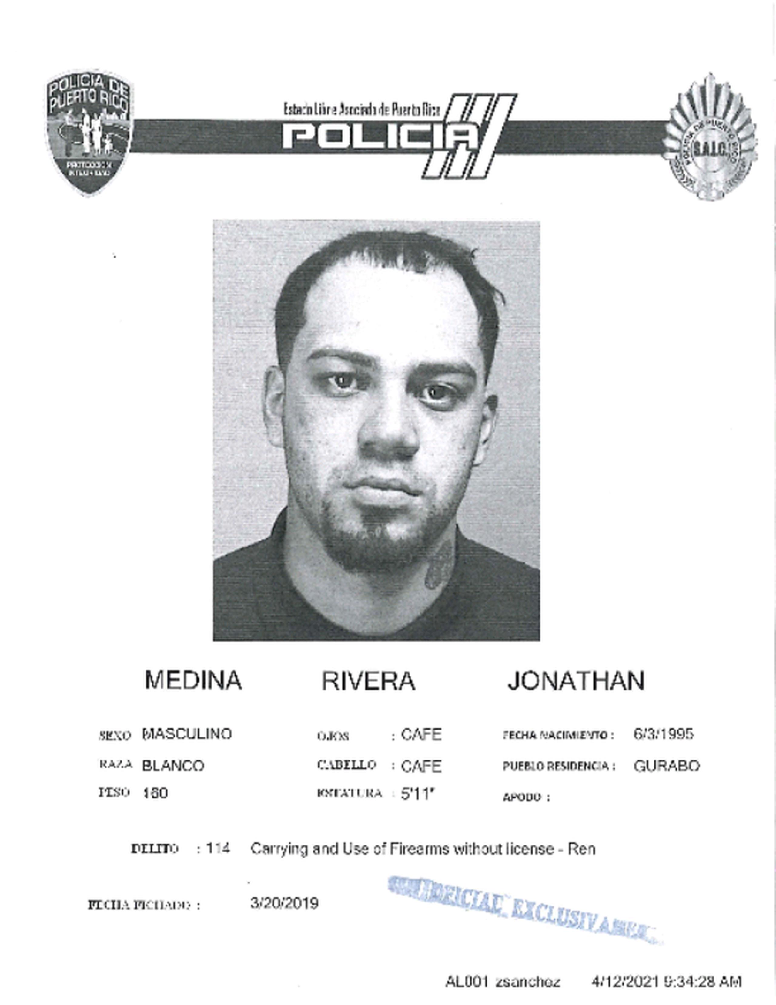 Jonathan Medina Rivera, de 25 años, fue asesinado a balazos en el patio de una residencia en la urbanización Santa Bárbara, en Gurabo.