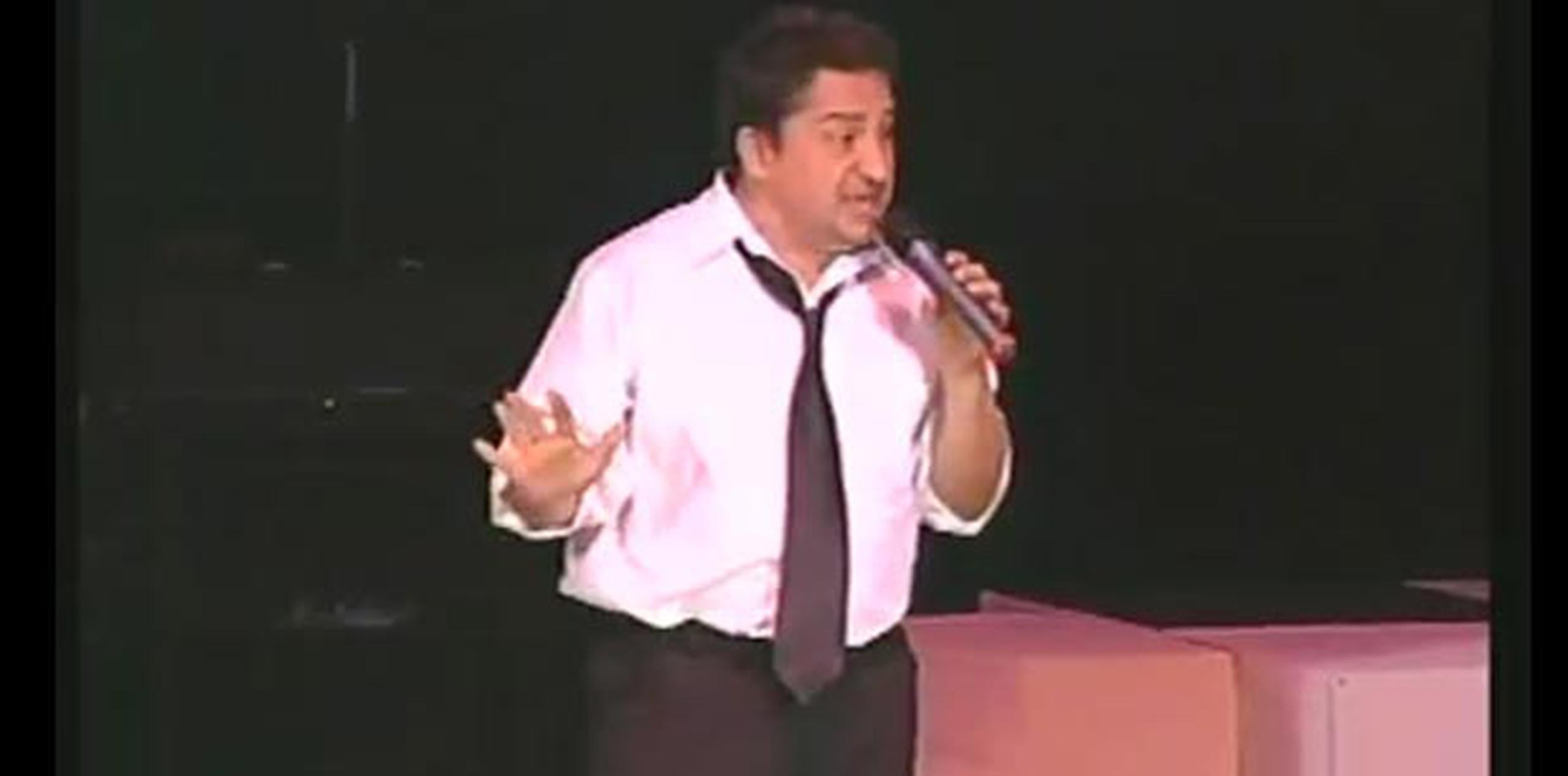 Luis Raúl confesó que le rehuía a ese tema en su propuesta “El Bello y la Bestia”, en 2006. (Youtube)