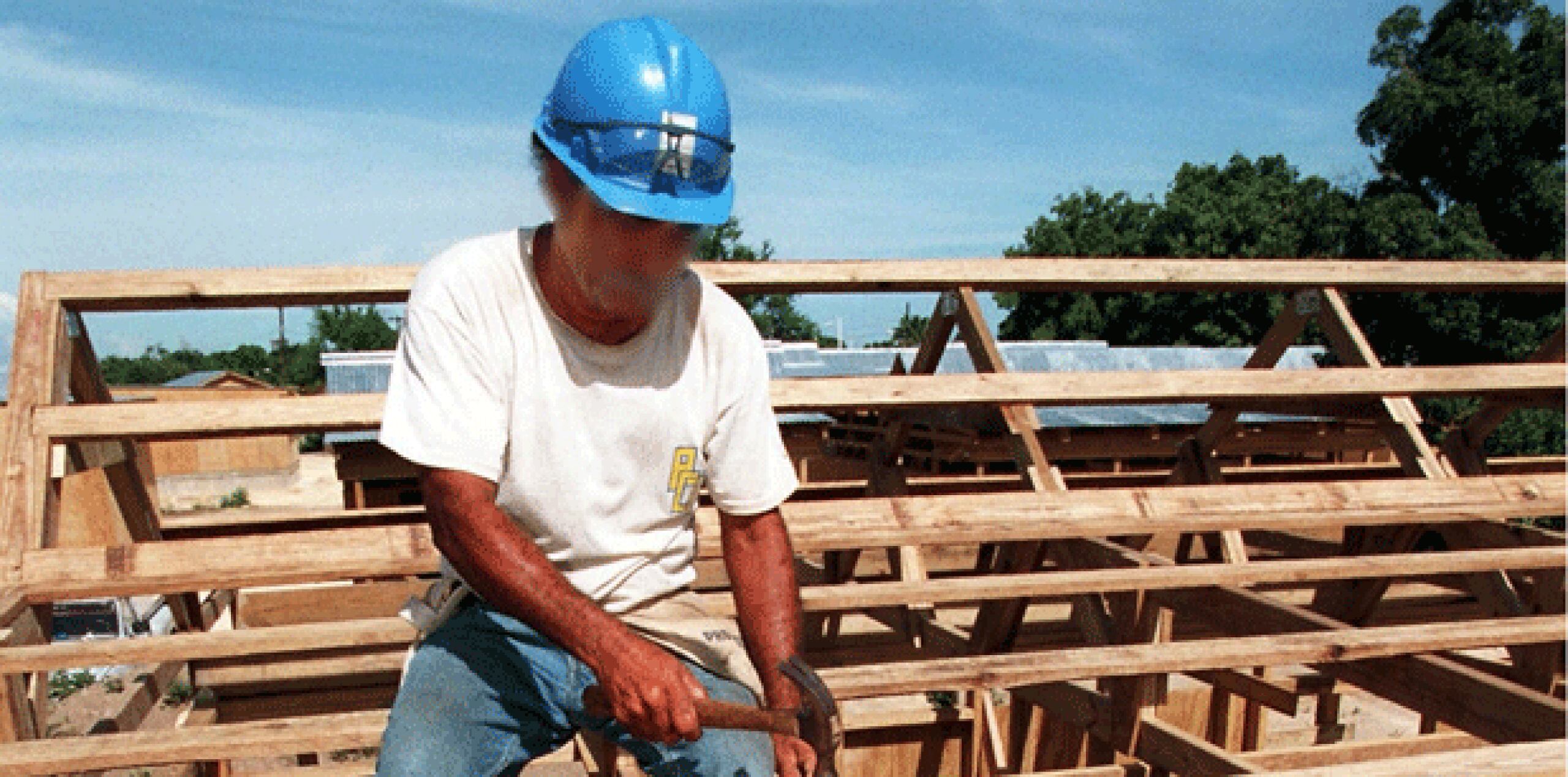 La cantidad de casas que comenzaron a construirse aumentó en el noreste de Estados Unidos, así como en el centro y el occidente, mientras se redujo ligeramente en el sur. (Archivo)