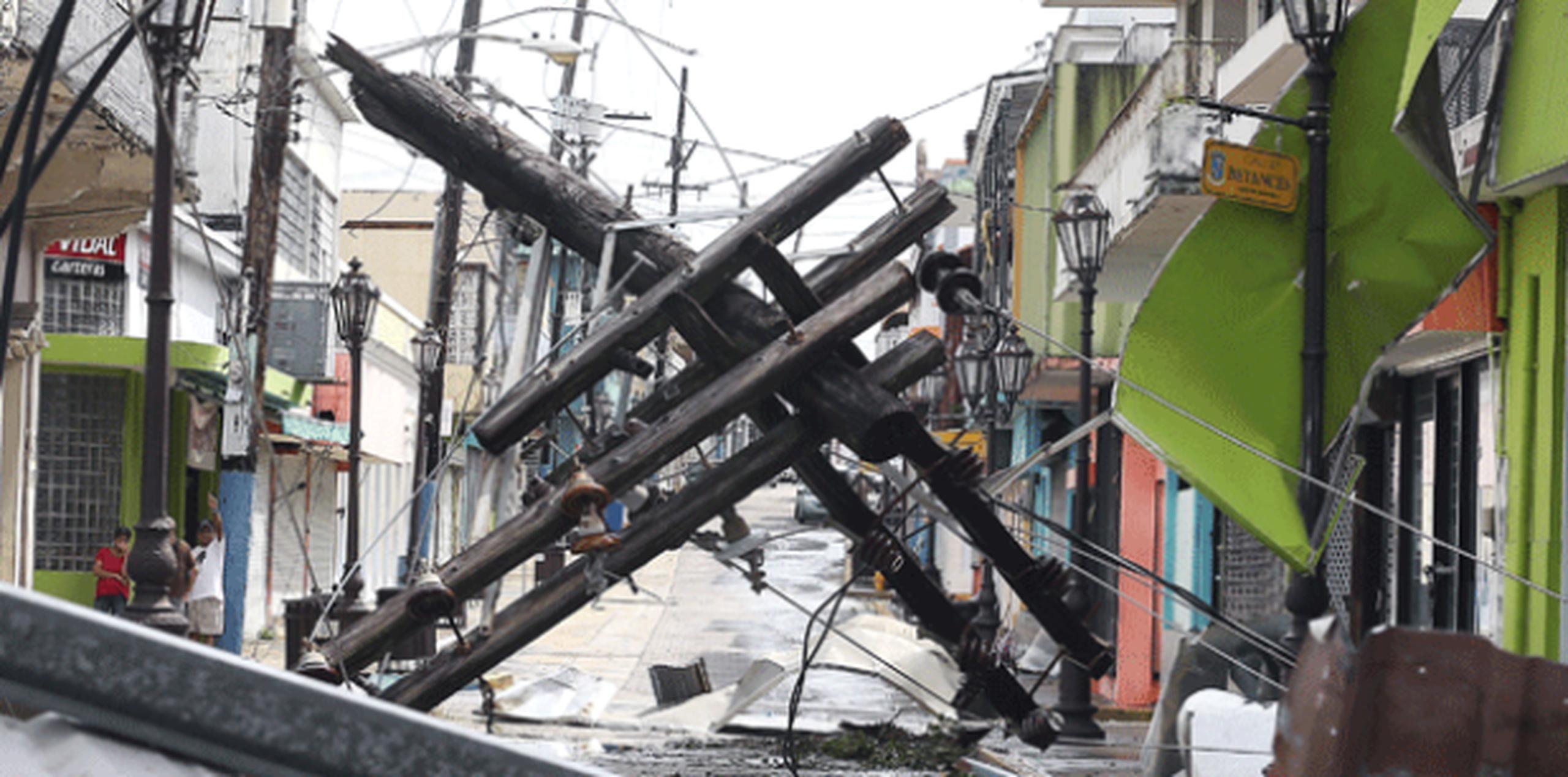 El pueblo de Manatí sufrió graves daños por el paso del huracán María por Puerto Rico. (Para Primera Hora / José Reyes)