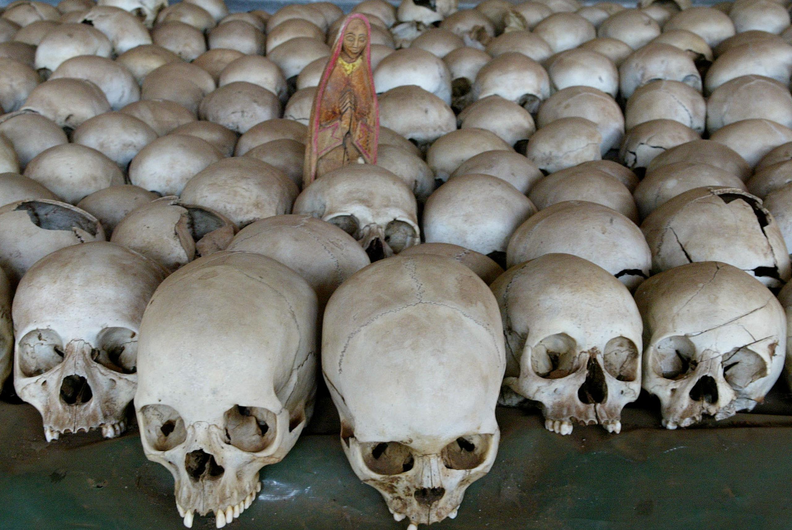 Ruanda conmemorará el martes el 26to aniversario del genocidio, en que murieron 800,000 tutis y hutus que los trataron de proteger.