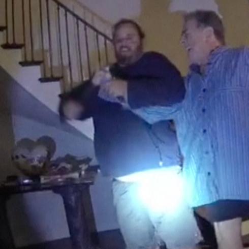 Revelador vídeo del ataque con martillo al esposo de Nancy Pelosi