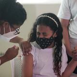 La vacunación infantil arranca en Sao Paulo y Río pese a la negativa del presidente