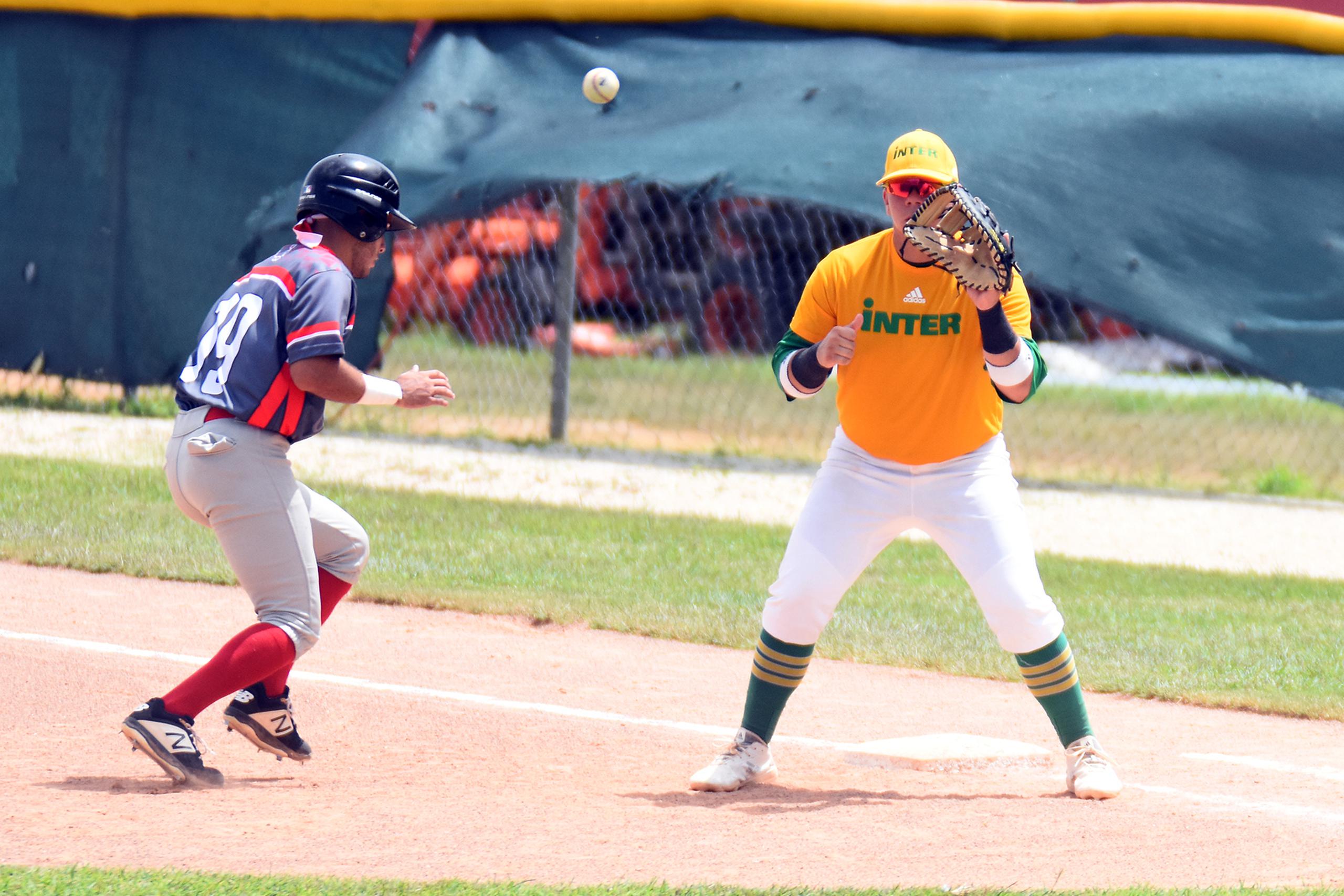 Los Tigres de la Universidad son campeones defensores en la final del béisbol del semestre 2019-2020.