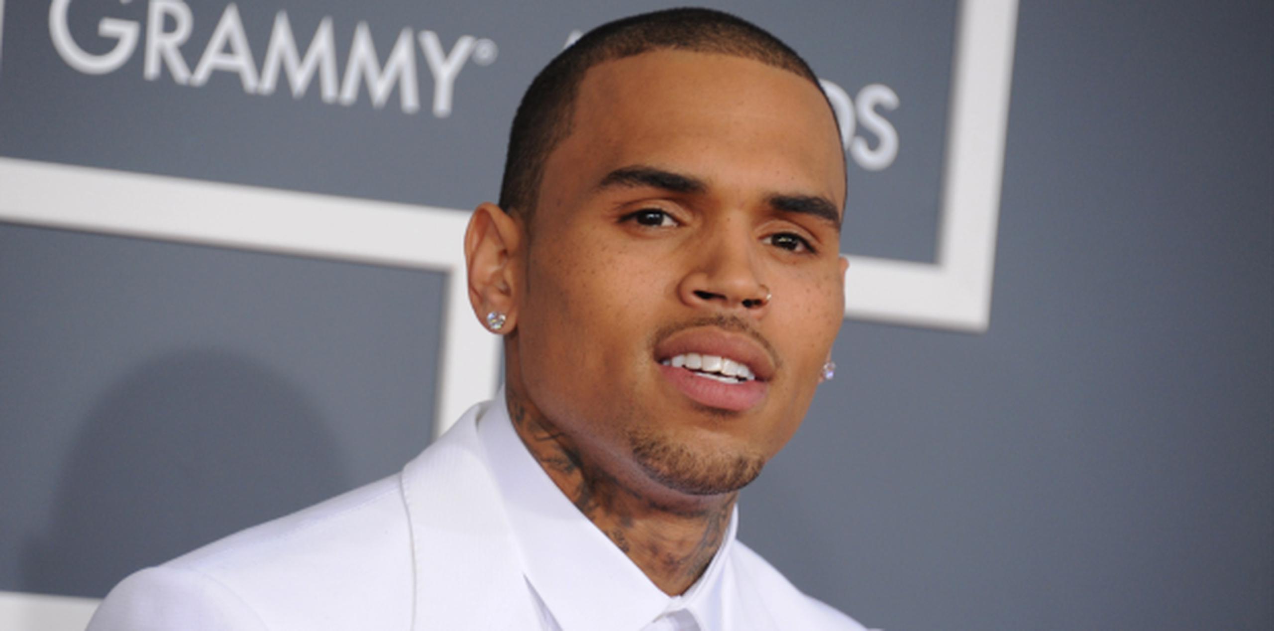 En enero y junio Chris Brown rechazó acuerdos de culpabilidad por un cargo menor de agresión. (Archivo/AP)