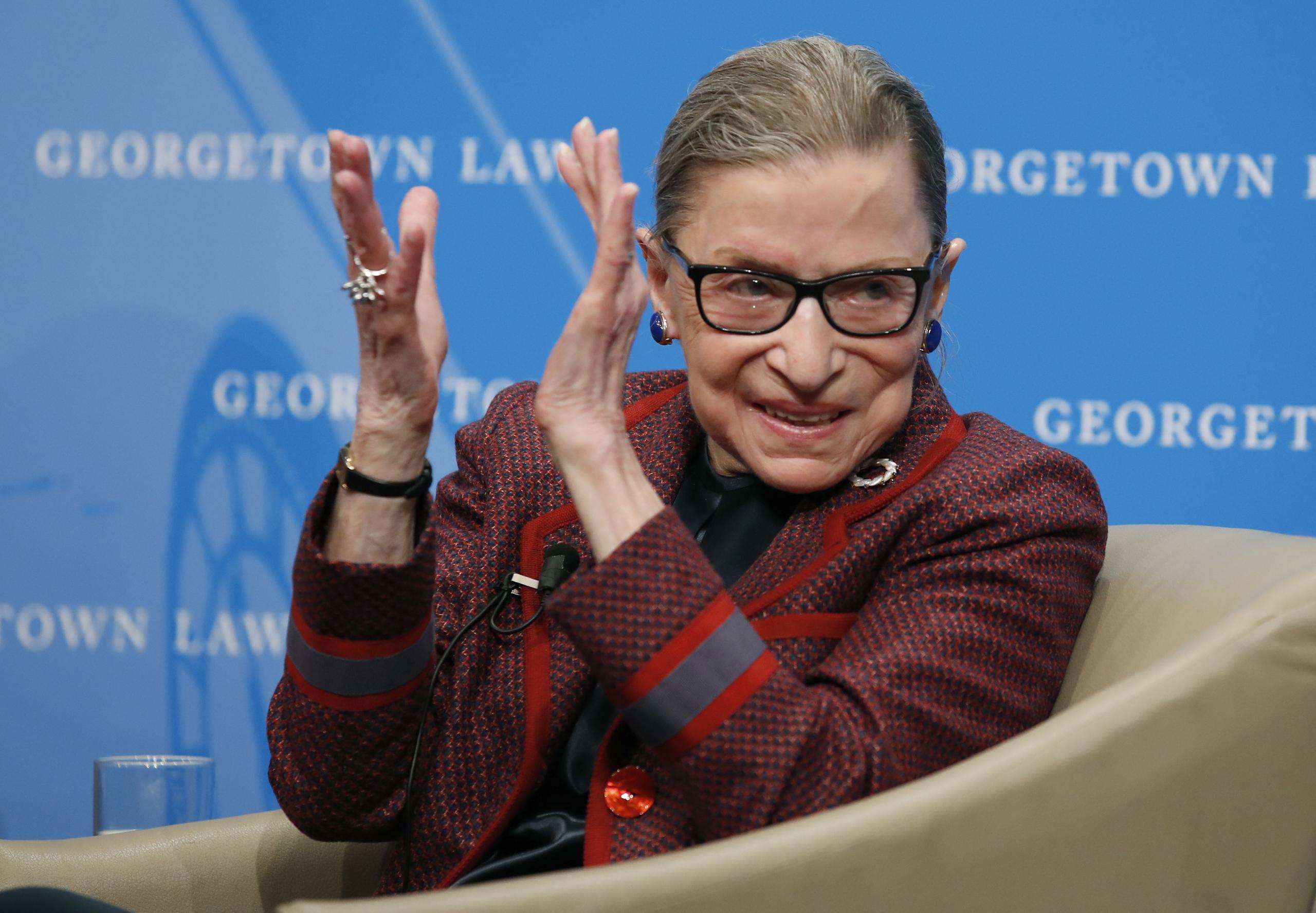 Ruth Bader Ginsburg  fue reconocida como defensora de los derechos de la mujer. (AP)