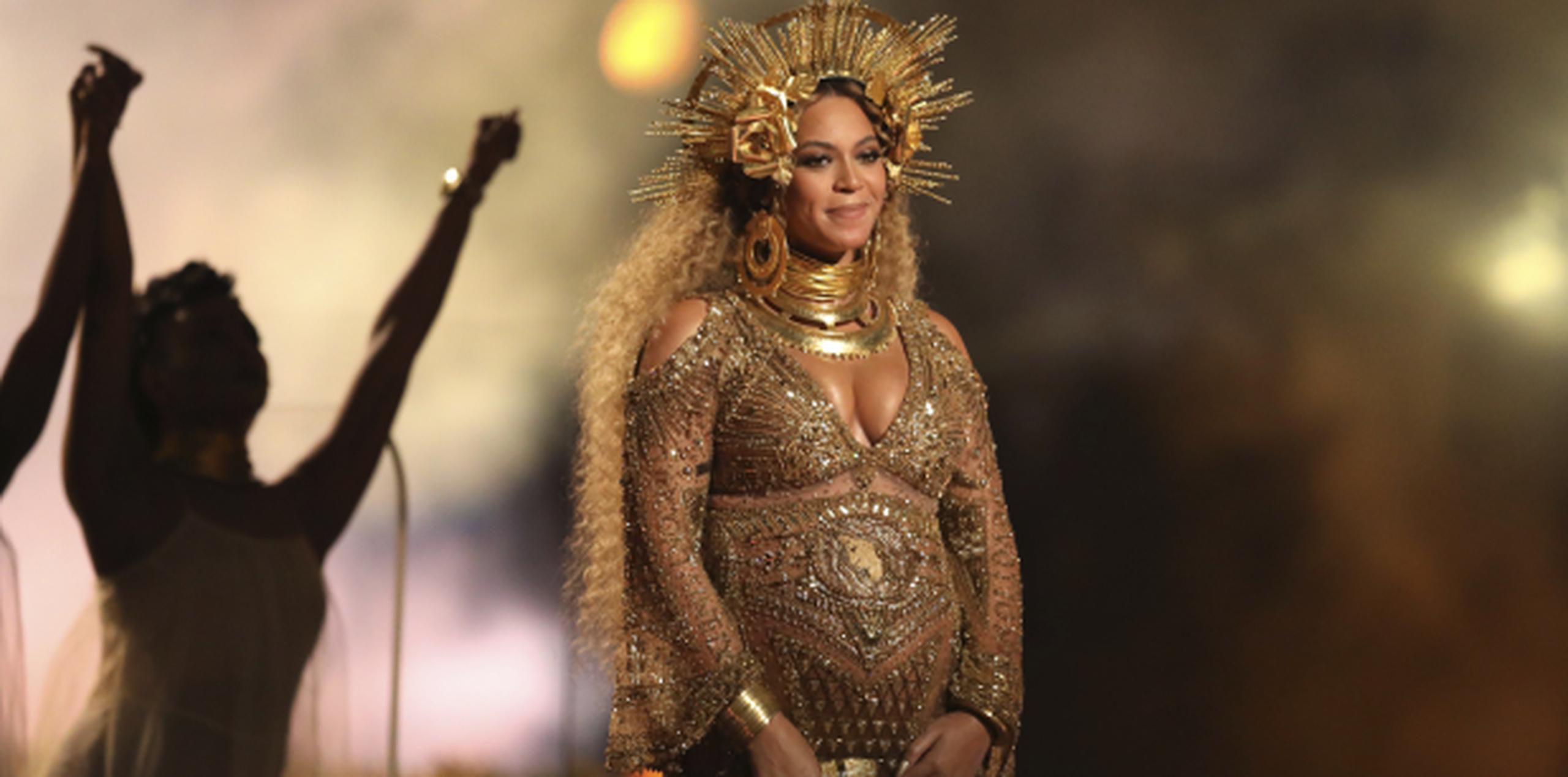 Beyoncé iba a presentarse en el Festival Coachella, pero tuvo que cancelar su concierto por orden médica. (AP)