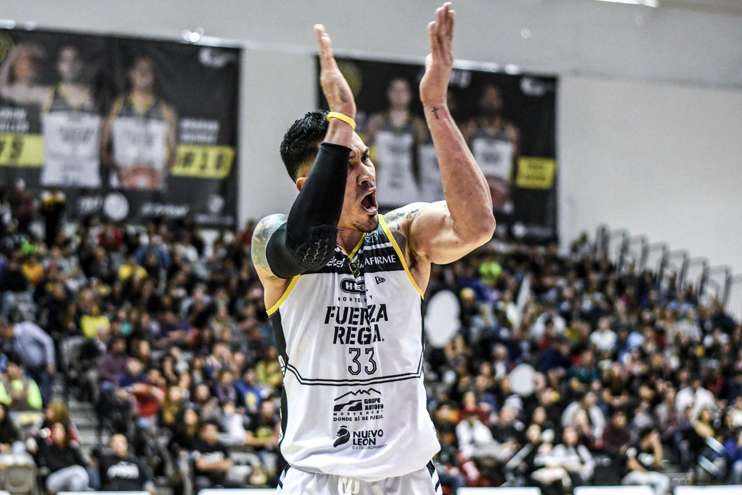 David Huertas y Fuerza Regia defiende su cetro como campeones de la Zona Este en busca de regresar a la final de la Liga Nacional de Baloncesto de México, donde también son campeones defensores.