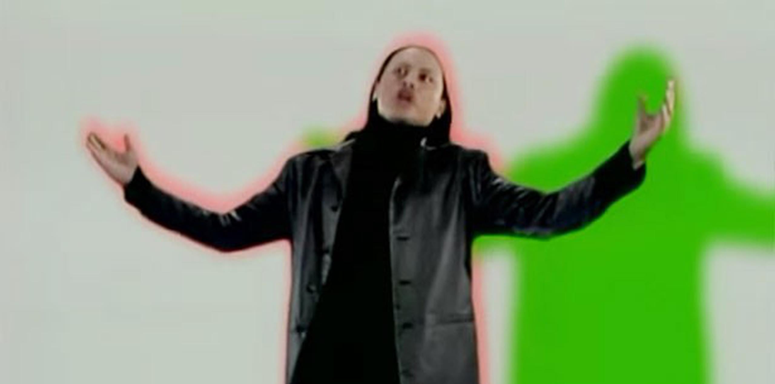 Crespo describe el vídeo de la canción como "low budged". (Youtube)