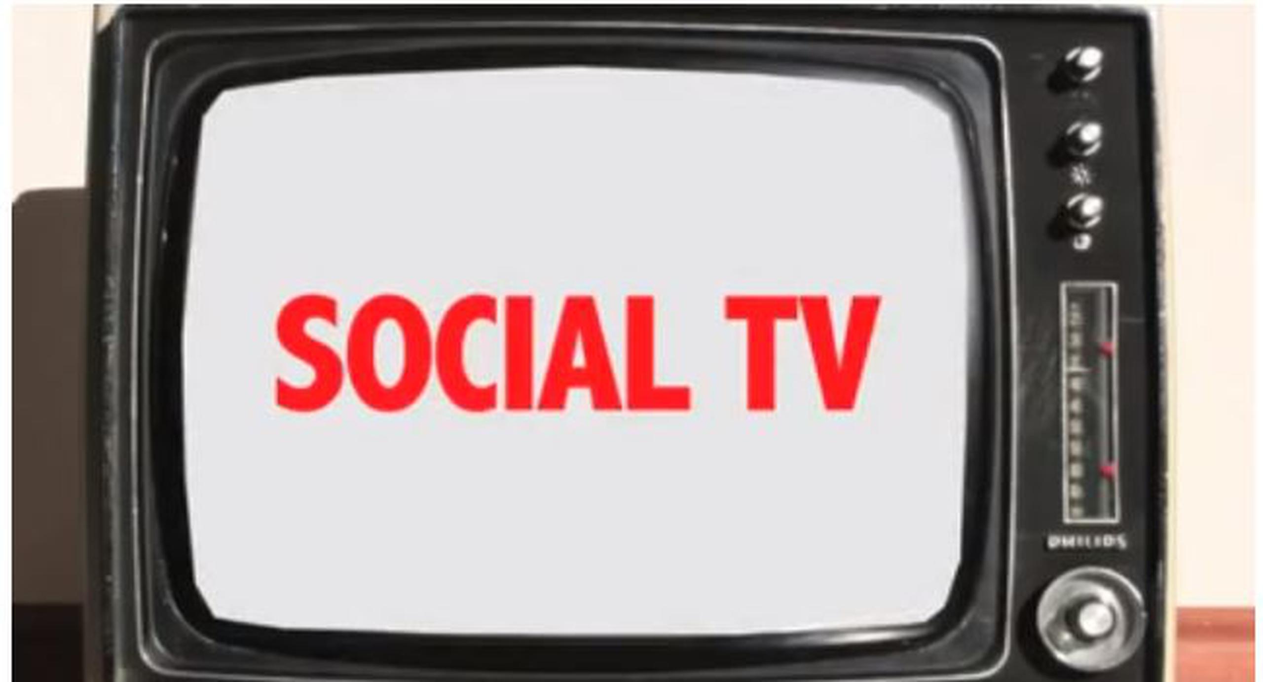 La manera de ver televisión se transformó. Todo cambió. El fenómeno de las “dos pantallas” y la tendencia “social TV” es una realidad en crecimiento.(YouTube)