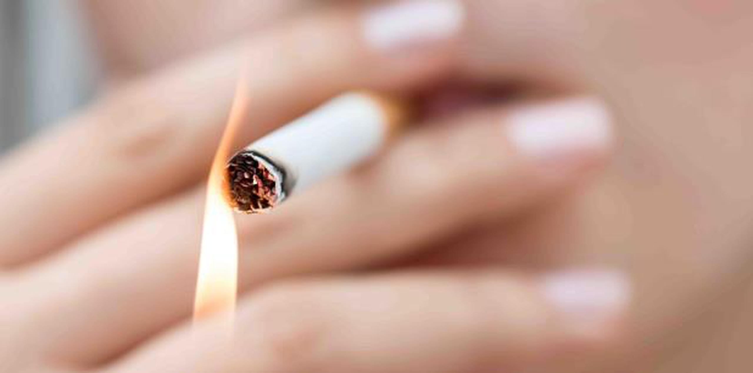 La cajetilla de 20 cigarrillos pasa de 10.50 a los 13.00 dólares. (Shutterstock)