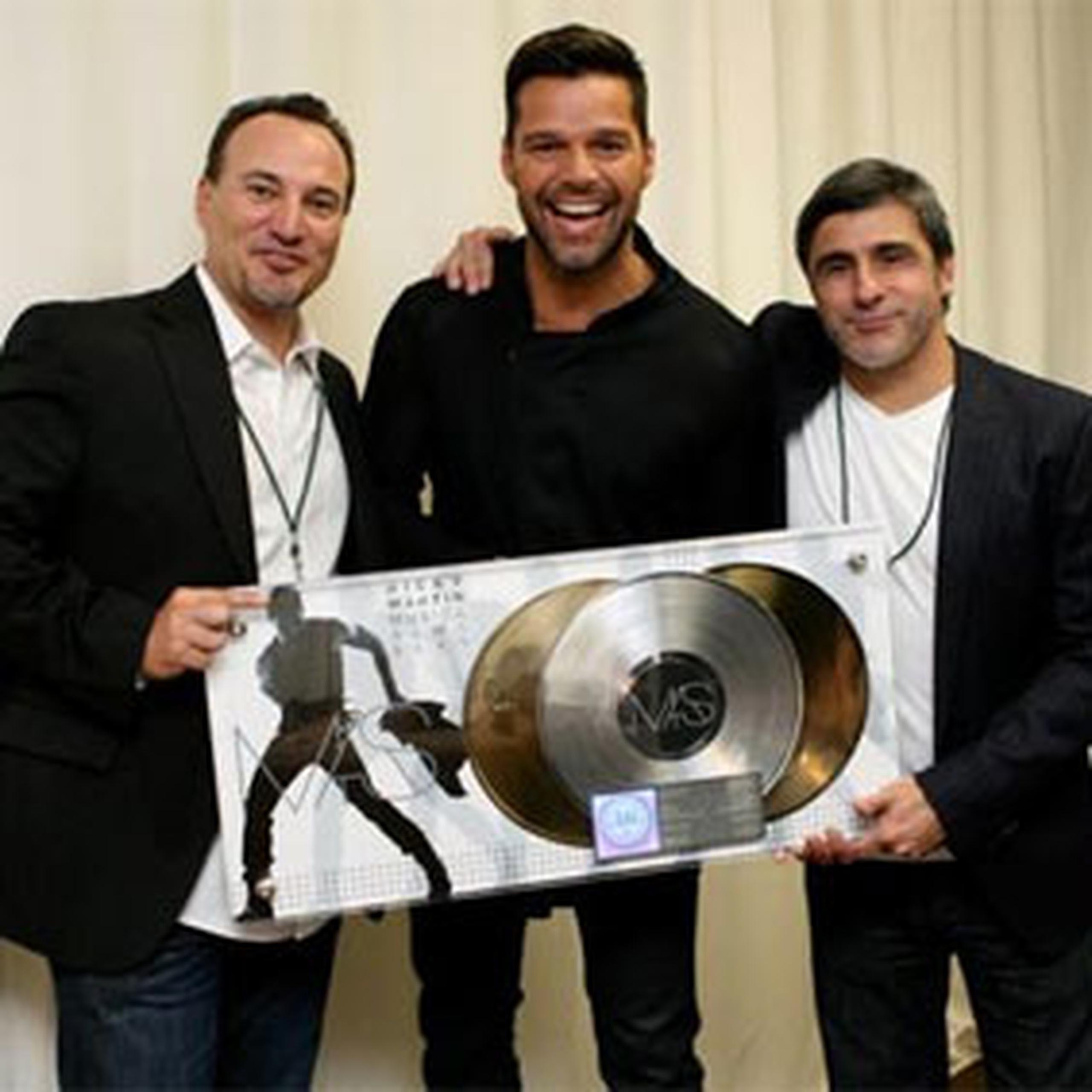 El cantante Ricky Martin obtuvo Disco de Platino más Oro por las ventas de "Música+Alma+Sexo" en Estados Unidos. (INS)