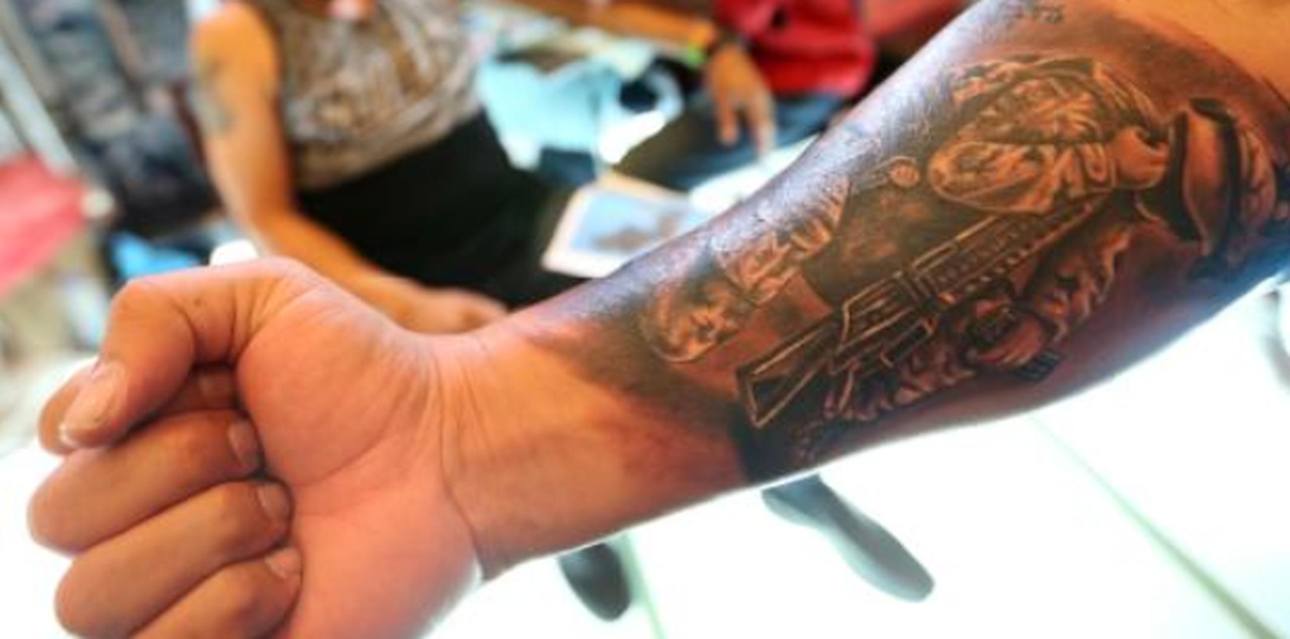 "La gente que tiene tatuaje sí puede donar", dijo un portavoz de la iniciativa. (Archivo)