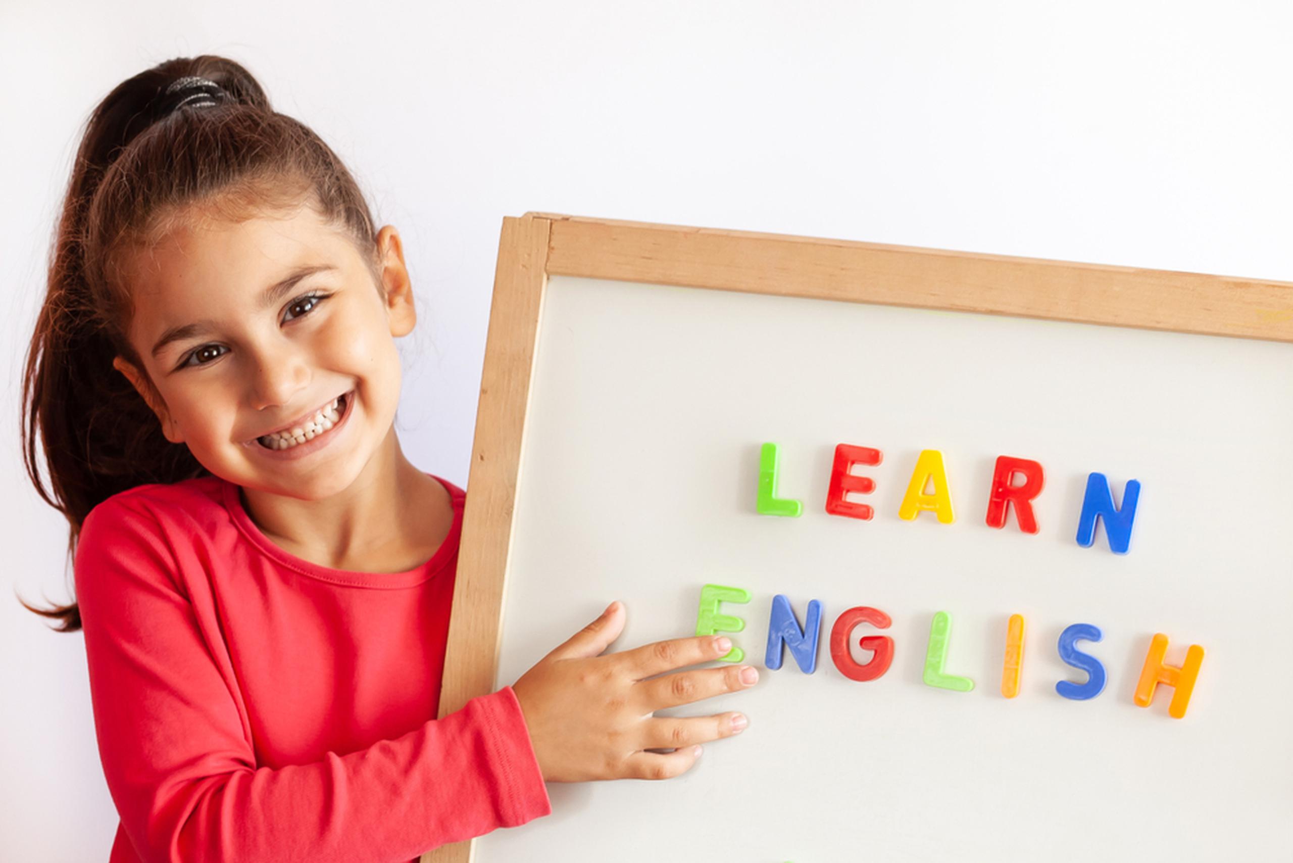 El programa Berlitz Kids® ofrece varias opciones para que tu hijo practique y aprenda un nuevo idioma.