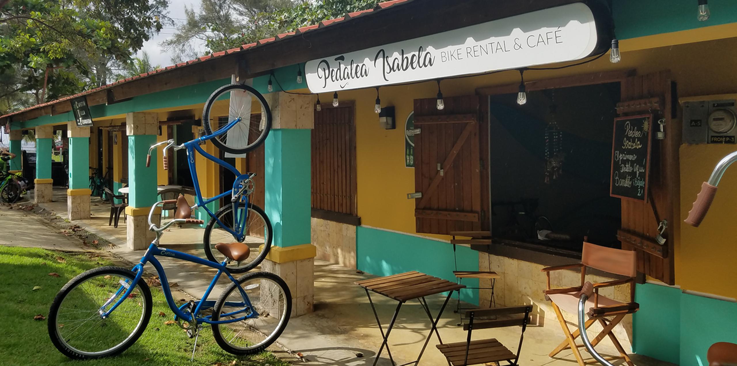 El local está ubicado en la Villa Pesquera, en Isabela.
 (www.facebook.com/pedaleaisabela)