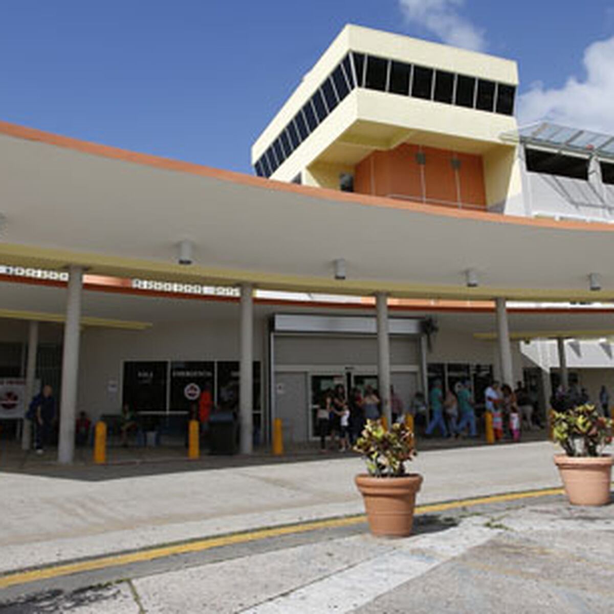 Ice Asume Custodia De Involucrados En Balacera En Puerto Nuevo Primera Hora