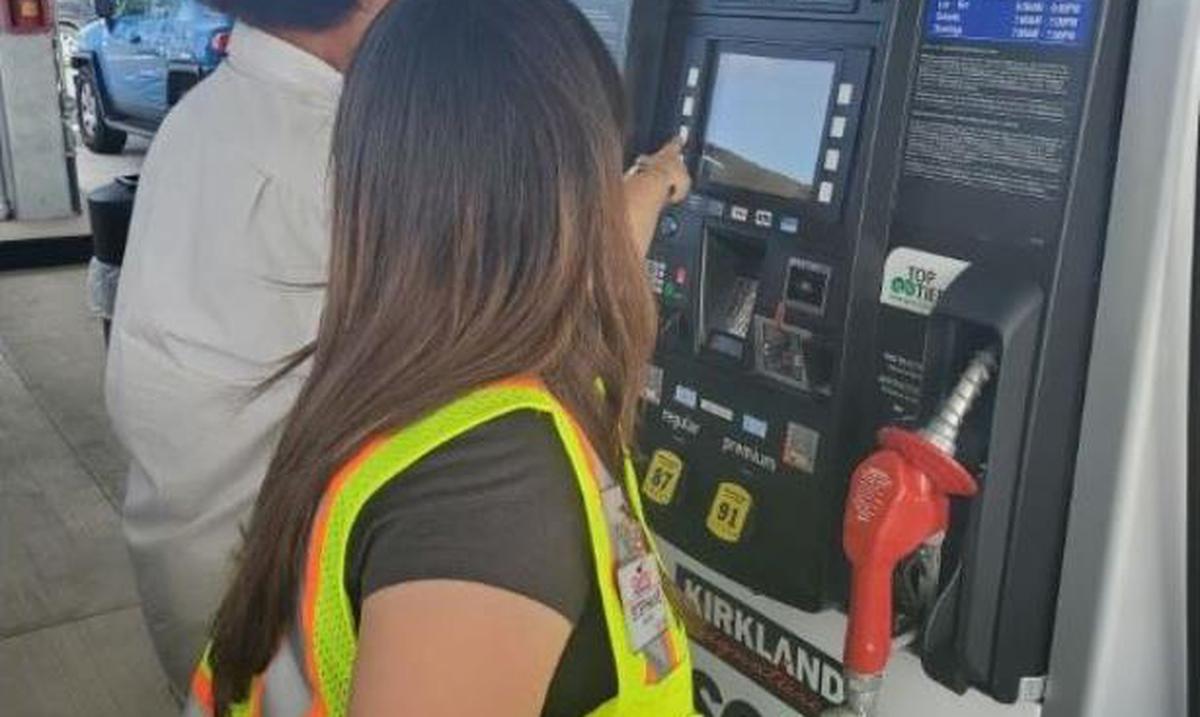 Euforia por los precios de la gasolina en Costco Primera Hora