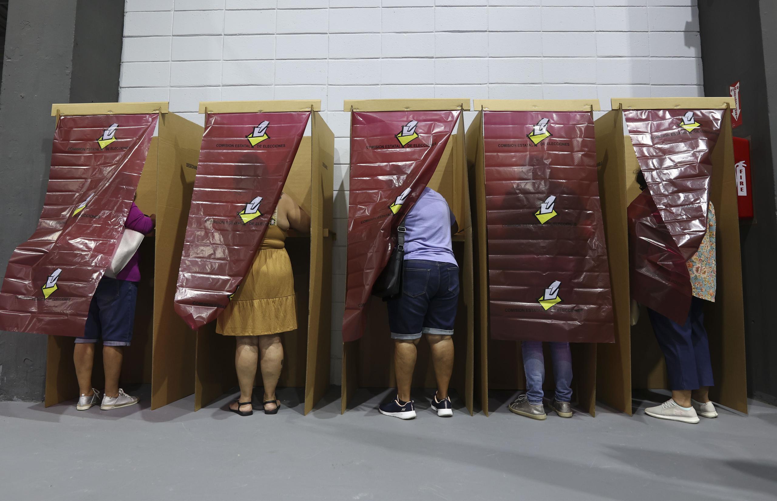 José R. Acarón, director estatal de AARP, indicó que la isla continúa transformando el perfil del votante, con un 55% de los electores mayores de 50 años y casi un 28% en el segmento de 50 a 64 años.