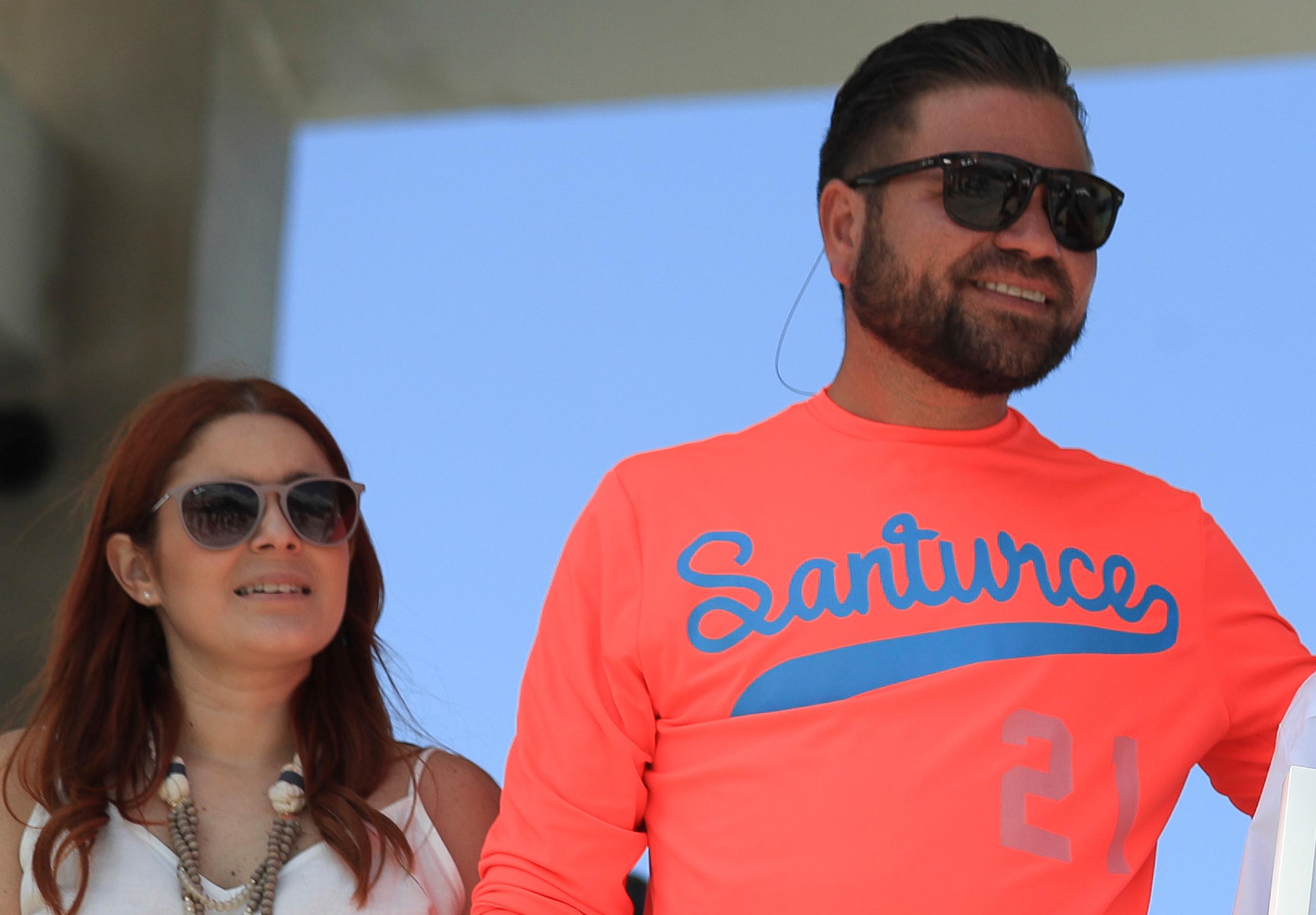 Roxana Sifre Maldonado reveló que se divorció del exalcalde de Cataño, Félix “El Cano” Delgado, tras este haber sido acusado por corrupción en diciembre del 2021.