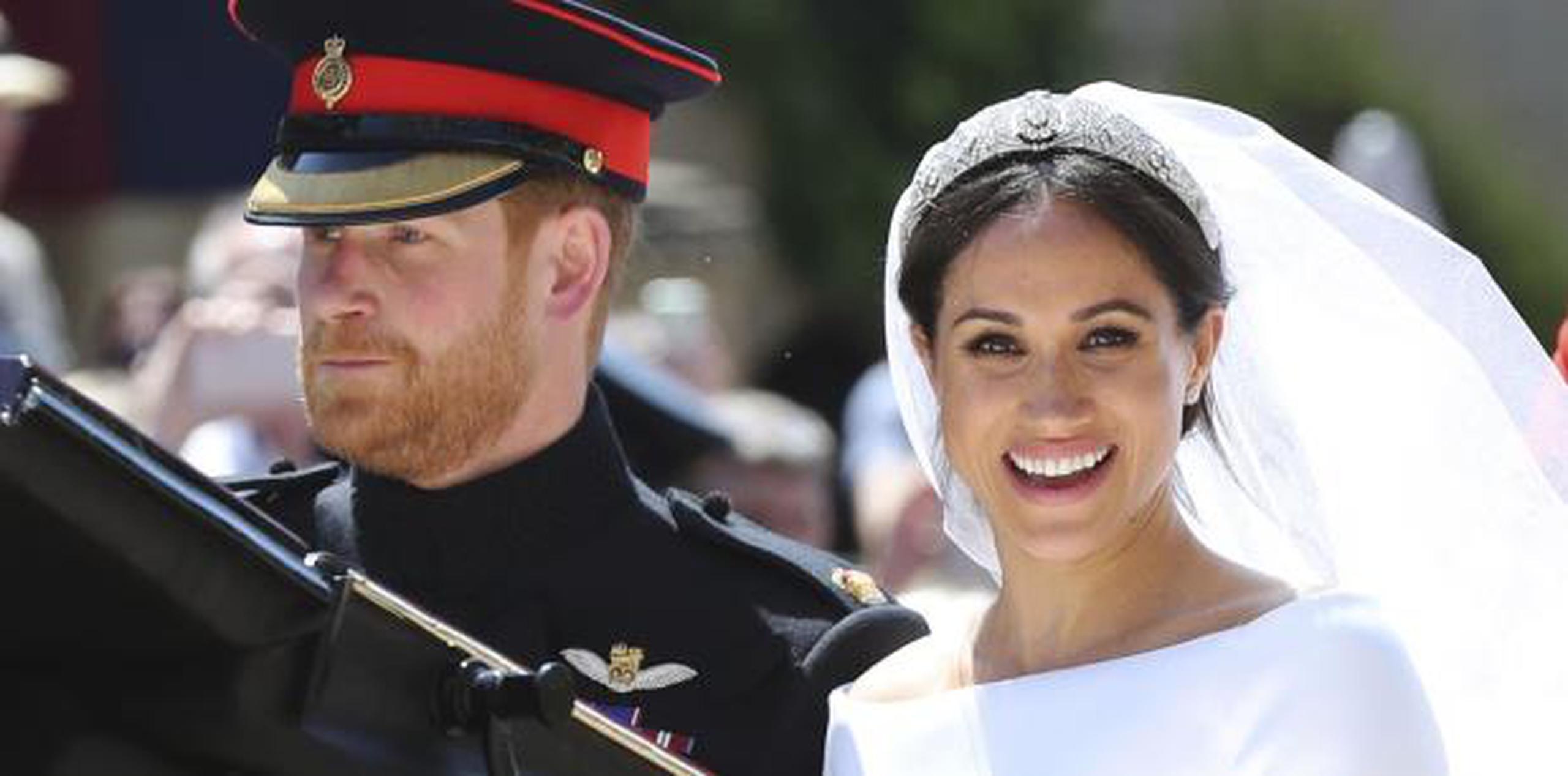 La pareja se casó en una ceremonia en el Castillo de Windsor. (AP)