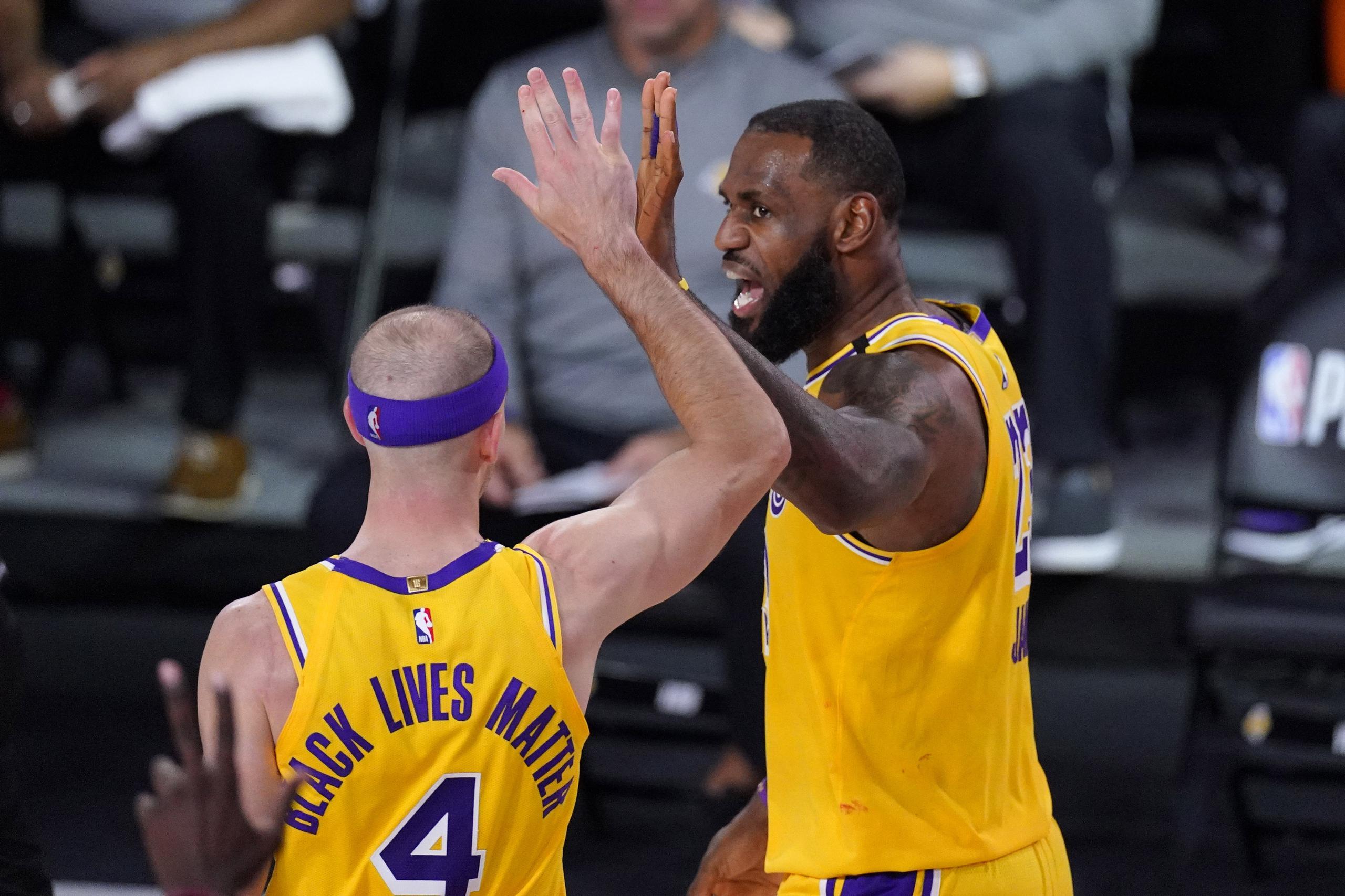 Los Lakers están a un triunfo de avanzar a la final de la Conferencia del Oeste.