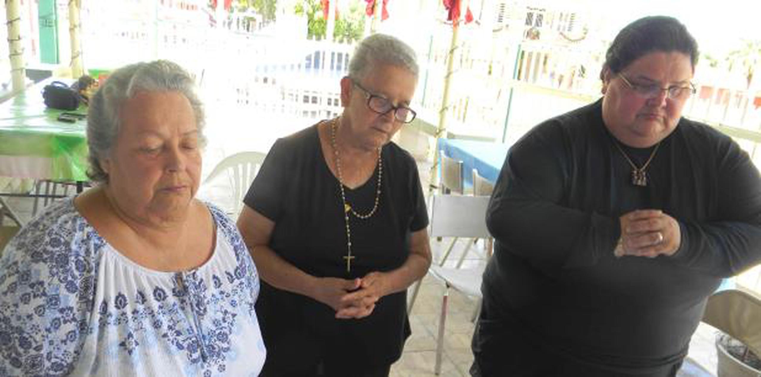 La familia Rodríguez Hernández se prepara para recibir a cientos de devotos el 6 de enero de 2019, cuando se realizará la edición 104 de esta legendaria promesa. (Para Primera Hora / Sandra Torres Guzmán)