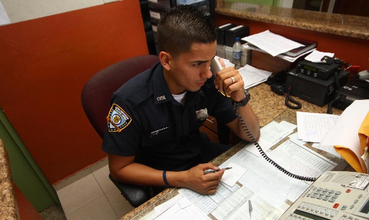 Casi inoperante el cuartel de ManatíVÍDEO Primera Hora