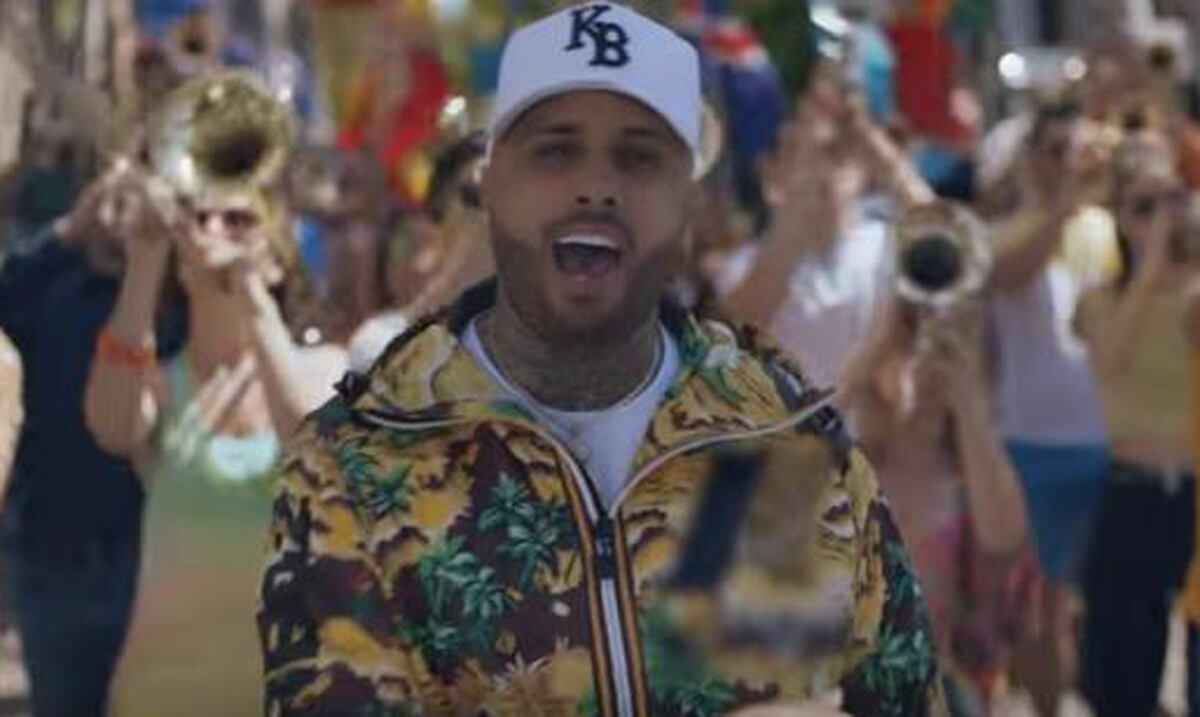 Que Es Lo Que Tapan En El Video De Nicky Jam Primera Hora