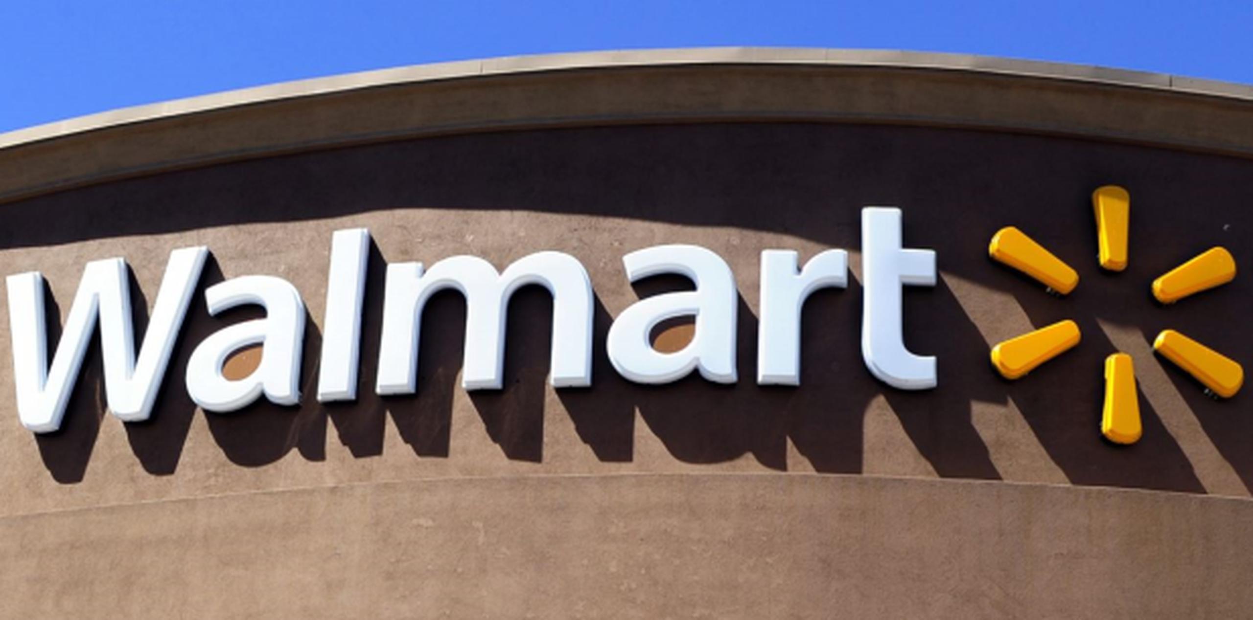 Hace unos meses Walmart reestructuró su departamento de envíos y ahora si un cliente compra un producto online por más de 35 dólares el paquete le llega en dos días, gratis. (AP)