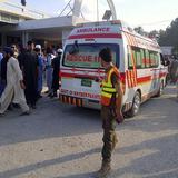 El Estado Islámico se atribuye atentado que cobró la vida de 54 personas en Pakistán