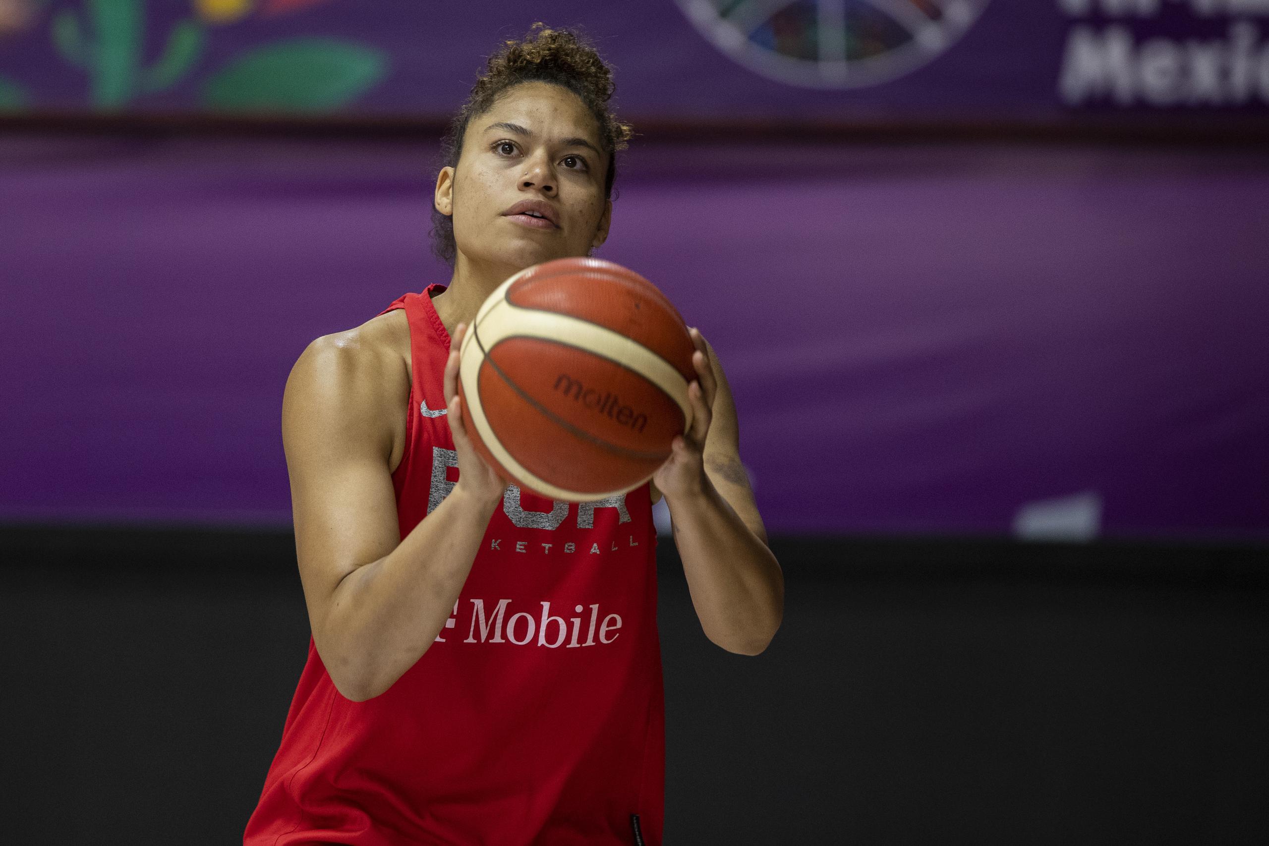 Brianna Jones juega actualmente para los Halcones de Xalapa en la liga mexicana de baloncesto.