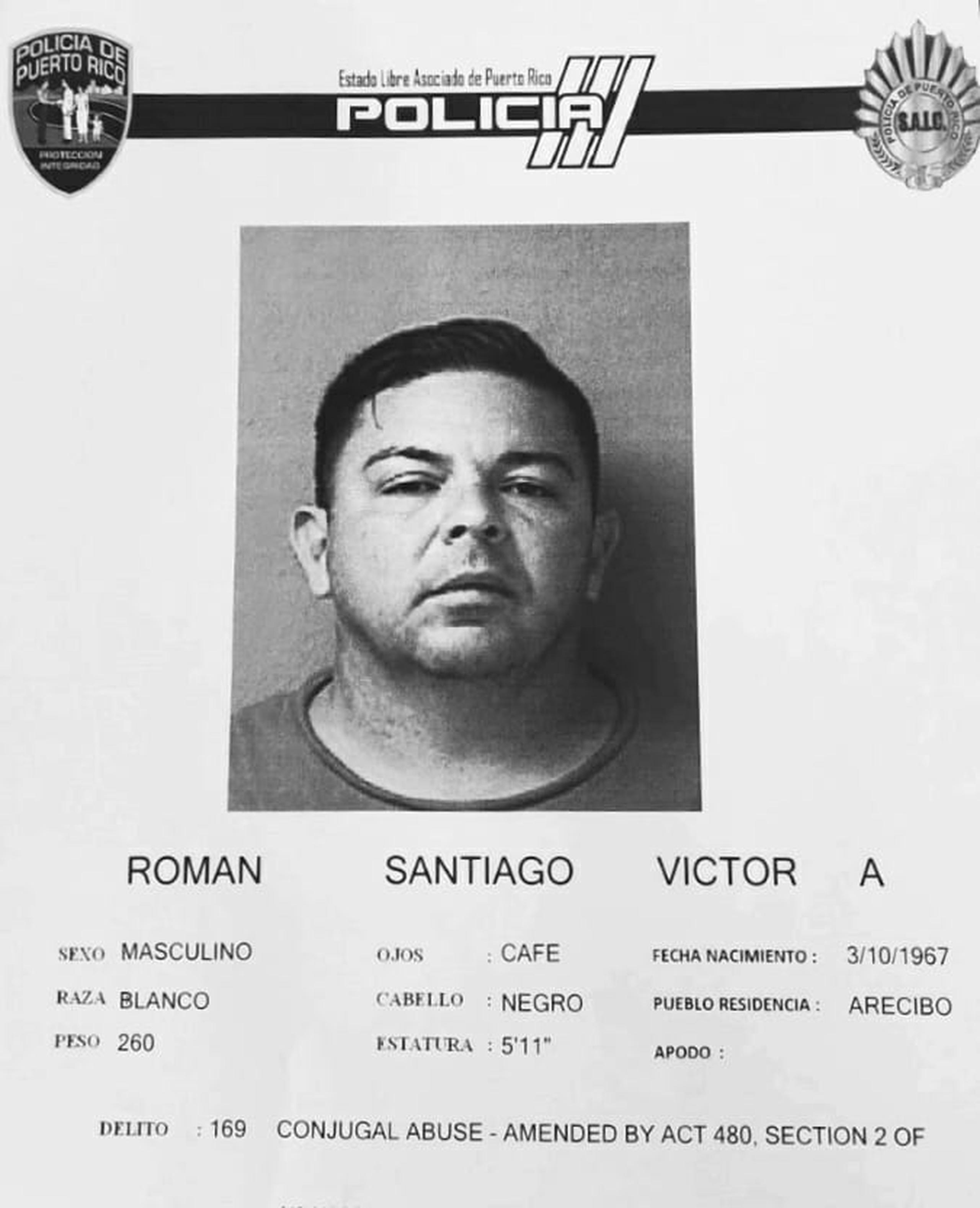 Víctor A. Román Santiago fue acusado por agresión a su pareja.