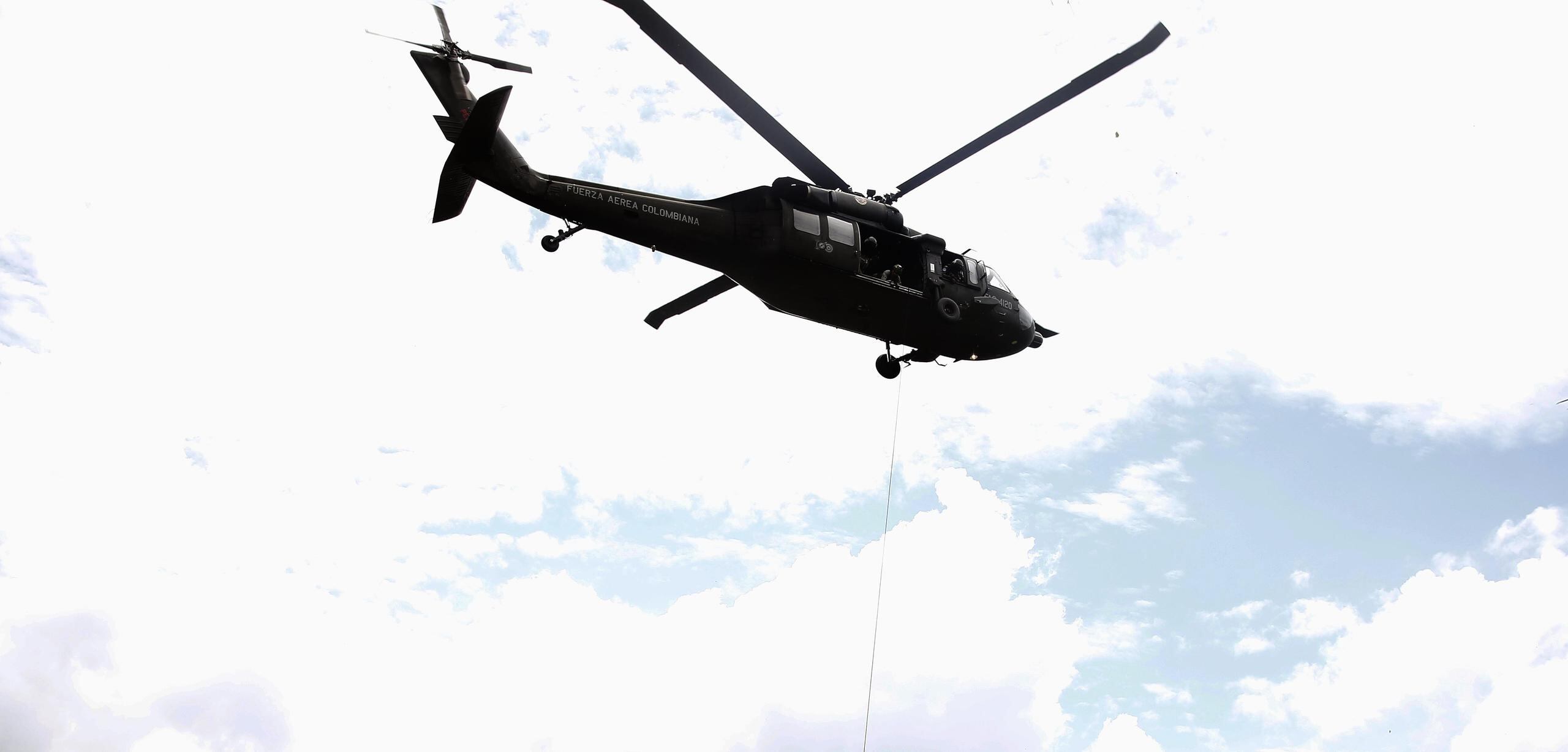 Un helicóptero Black Hawk, en una fotografía de archivo. EFE/ Luis Eduardo Noriega
