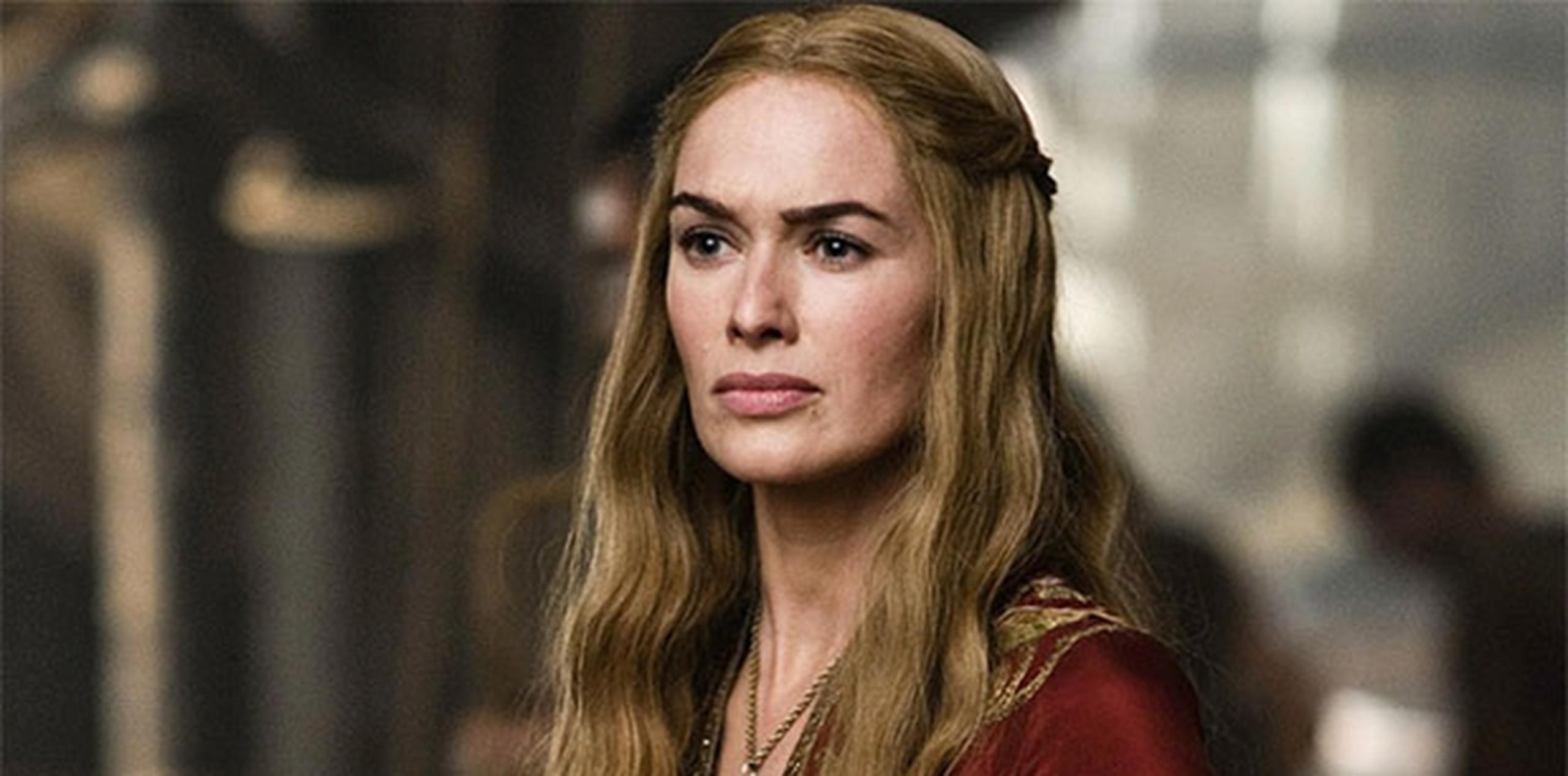 En la escena que se pretendía grabar para la quinta temporada de la serie, la reina Cersei Lannister, interpretada por la británica Lena Headey, sale desnuda de la iglesia de San Nicolás y camina así por la calle hasta el palacio renacentista de Sponza.