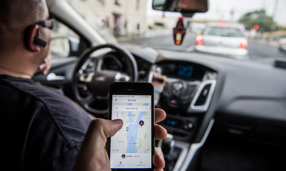 These are the 10 most common things Puerto Ricans forget when taking an Uber ride