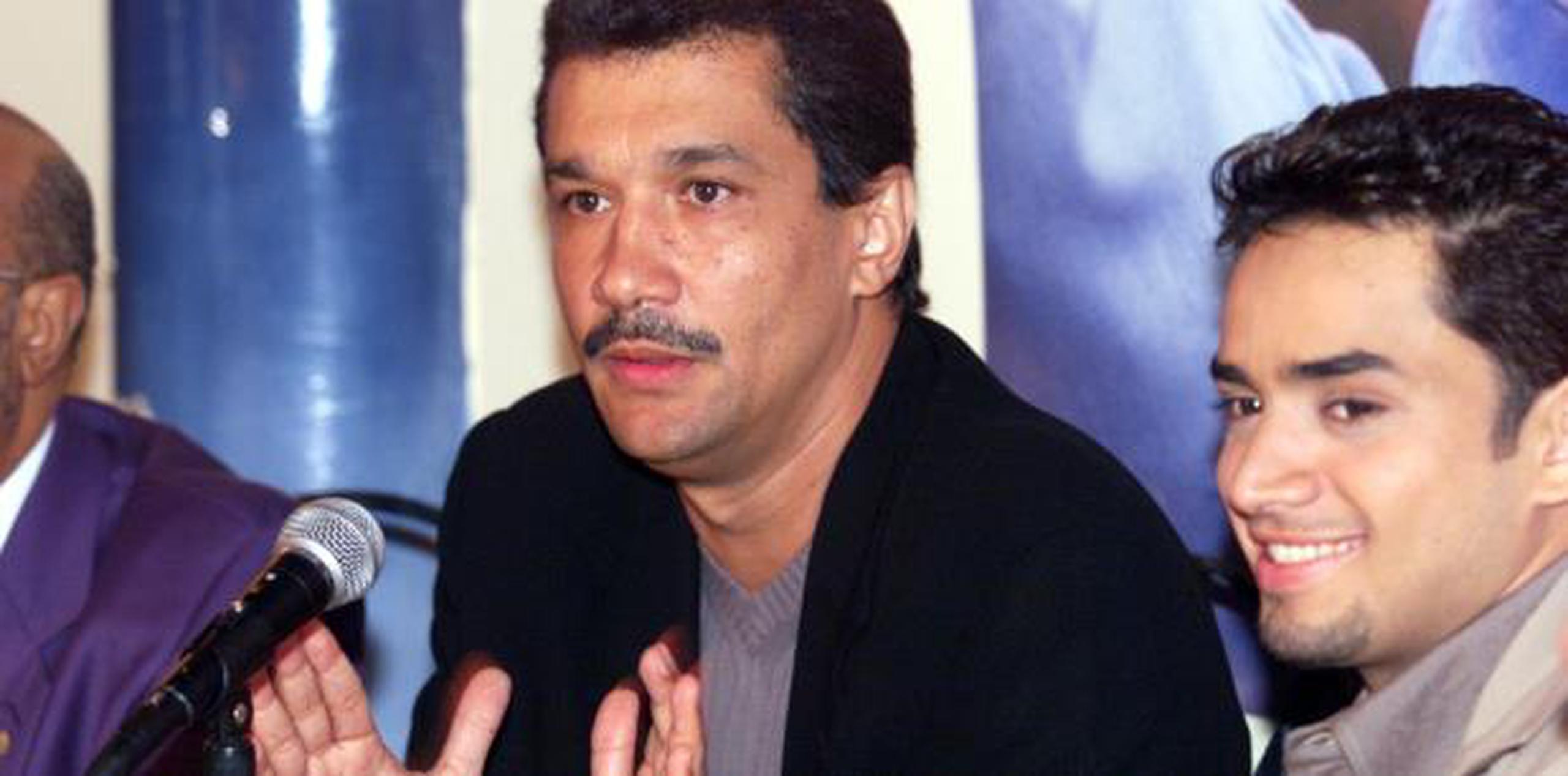 Angelo Medina manejó por años la carrera de Manny Manuel. (Archivo)