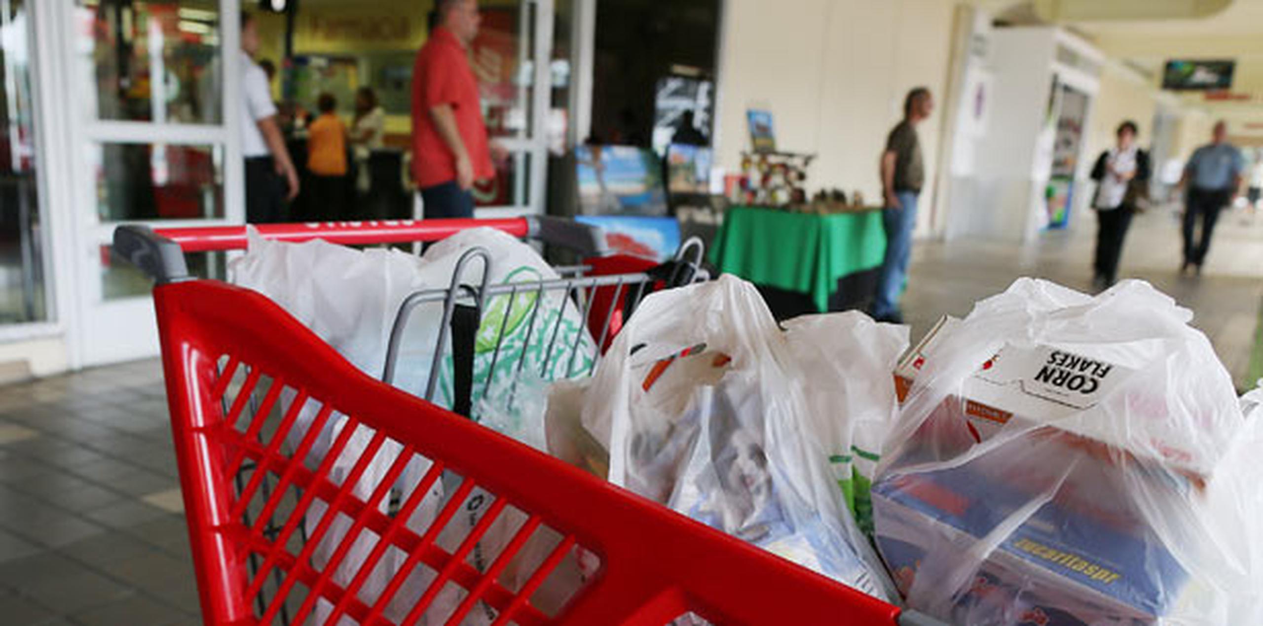 La tienda Walmart cerrará 269 tiendas, siete de ellas en Puerto Rico. (Archivo)