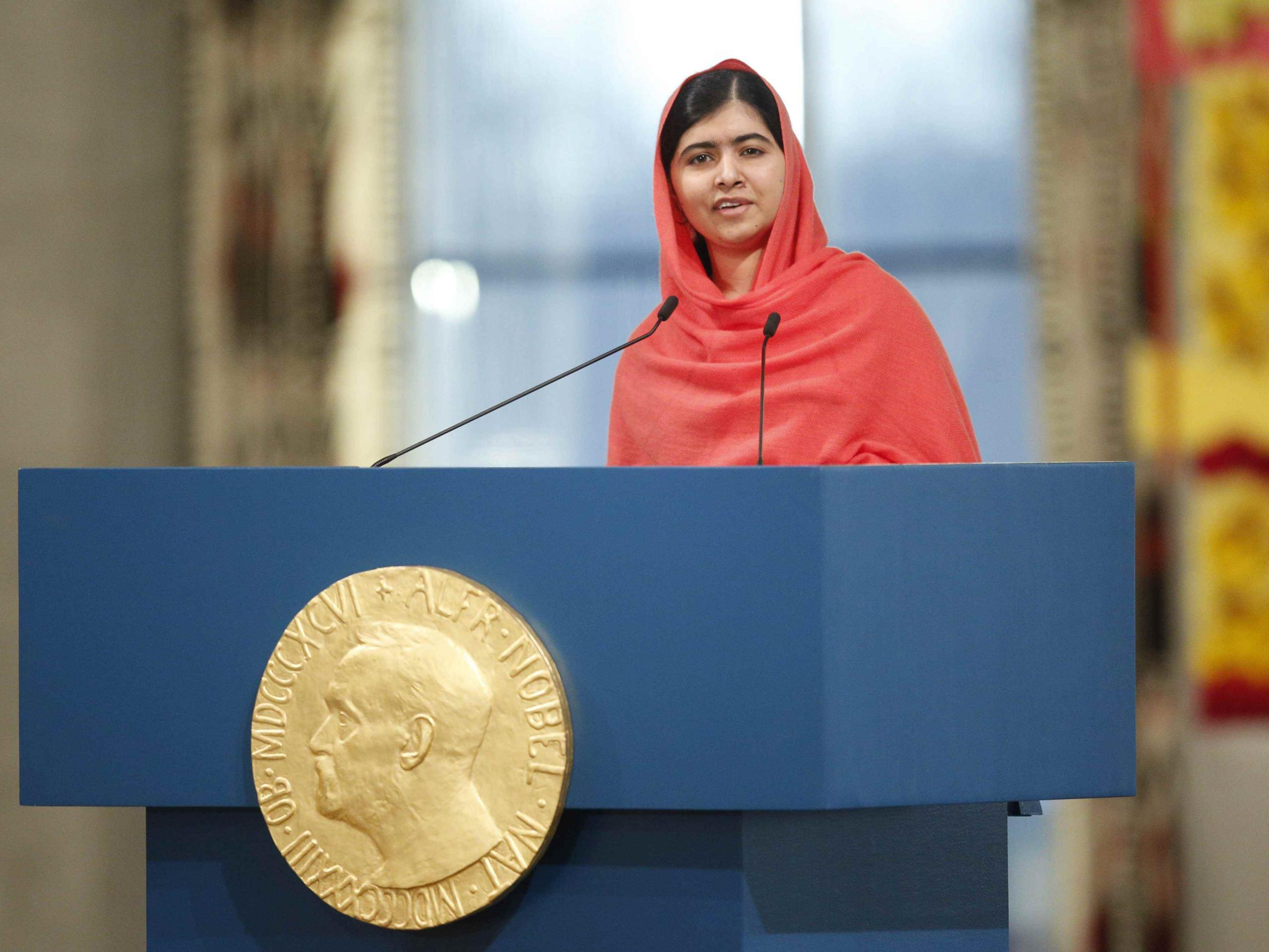 Malala aseguró que es una de las muchas voces de mujeres, durante el discurso que sio al recibir el premio. (EFE/Cornelius Poppe)
