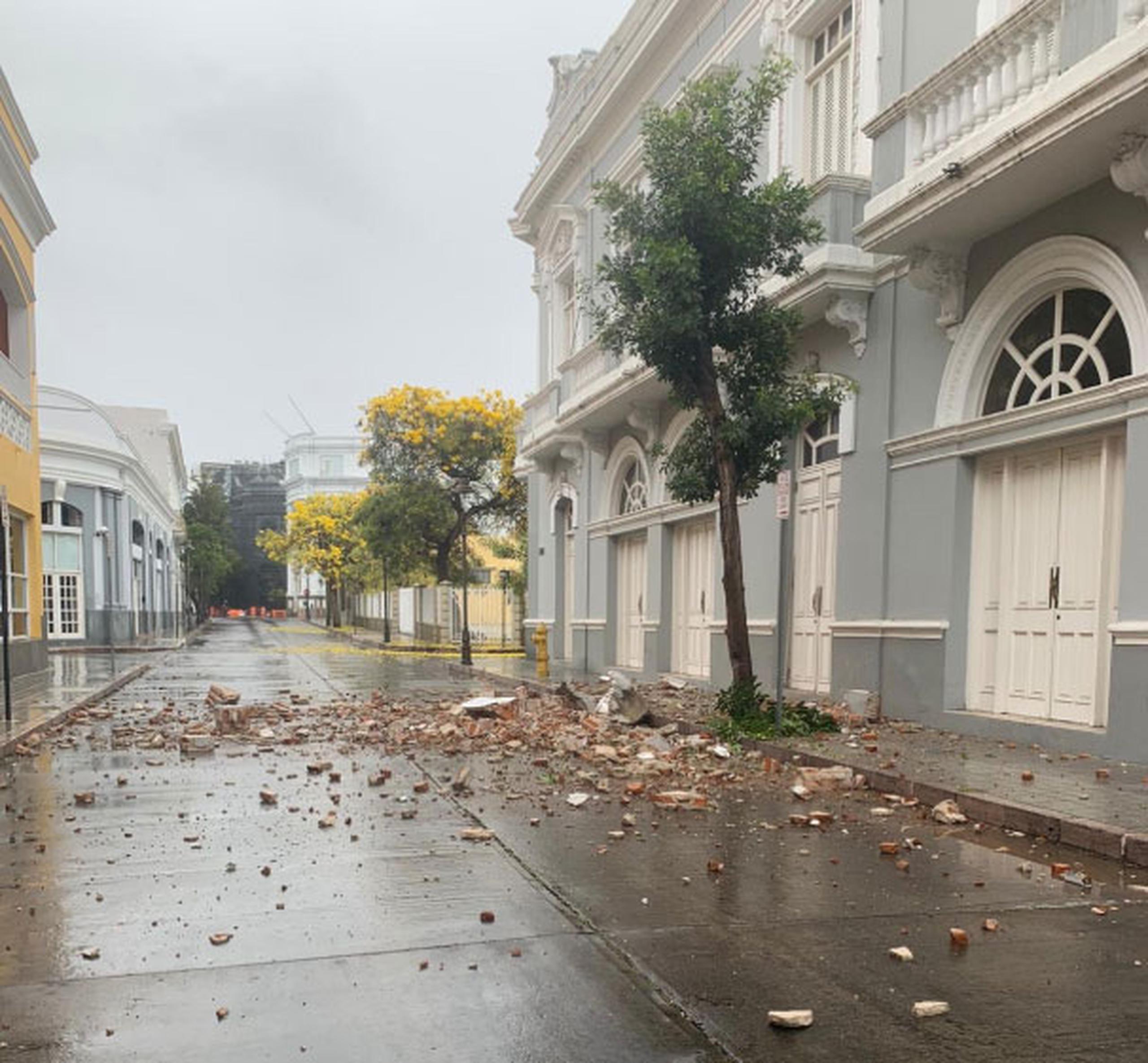 Daños tras temblor de la mañana del sábado en Ponce.